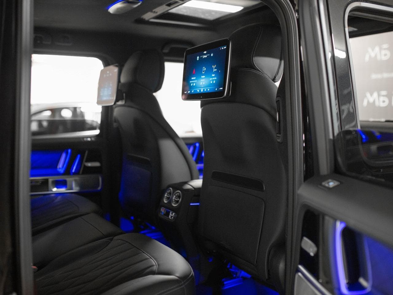 Mercedes-Benz G - 4