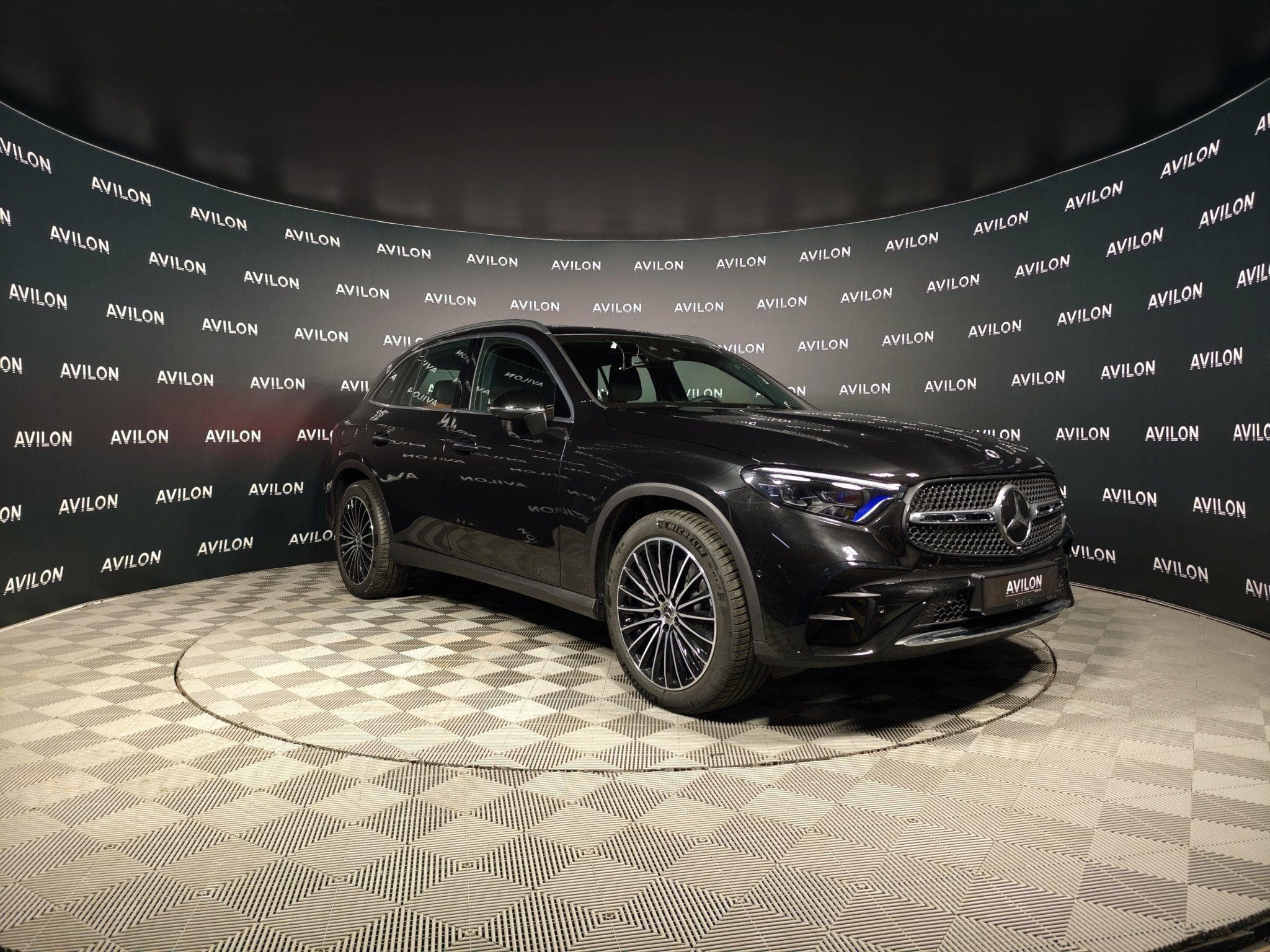 Mercedes-Benz GLC - 3