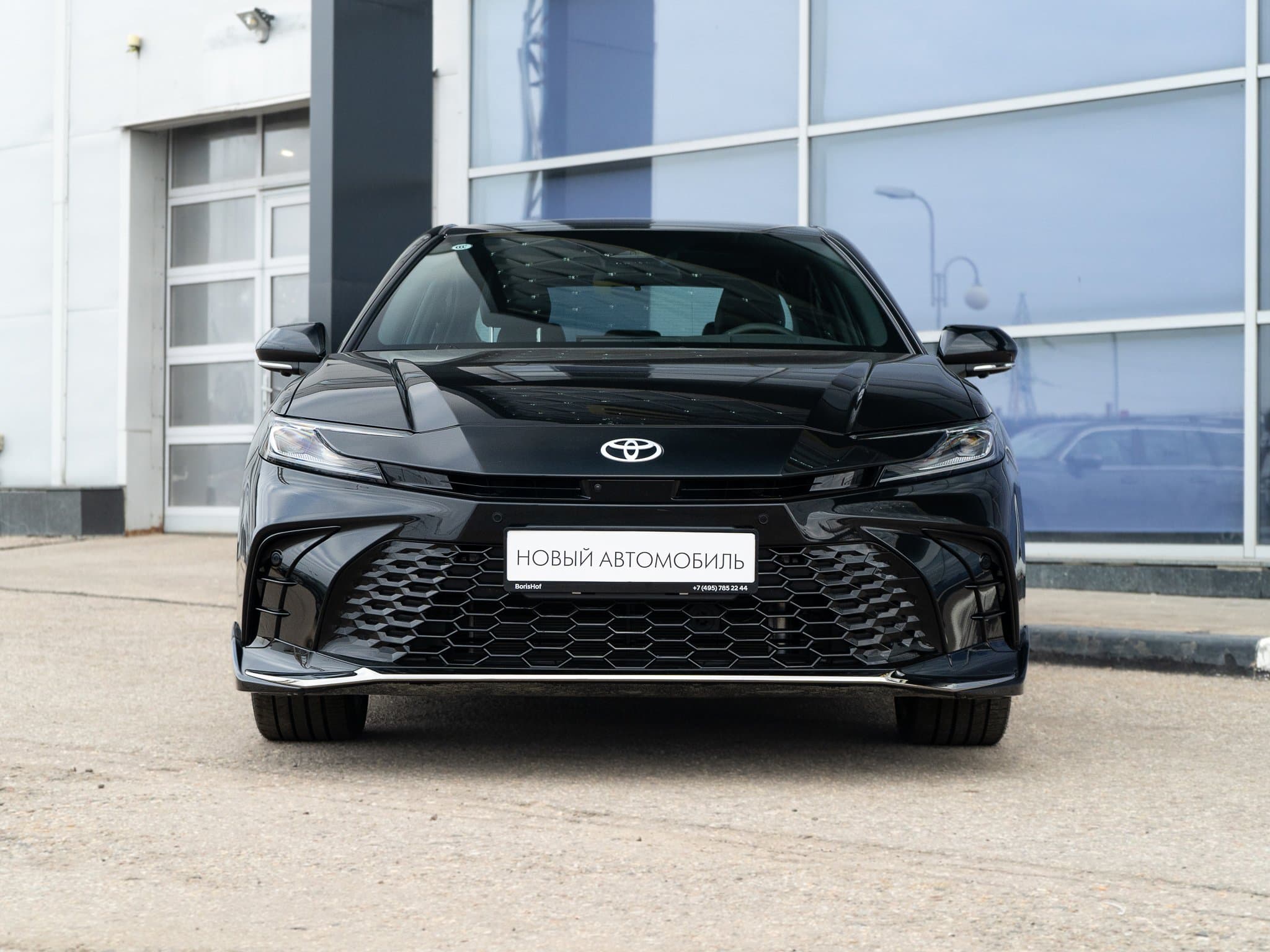 Toyota Camry - 3