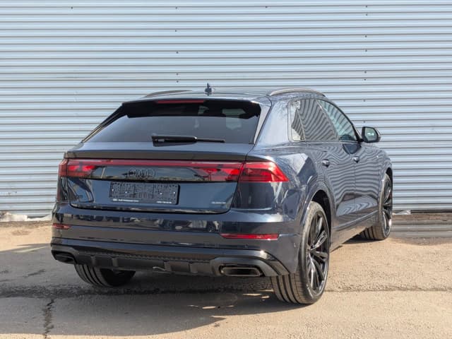 Audi Q8 - 3