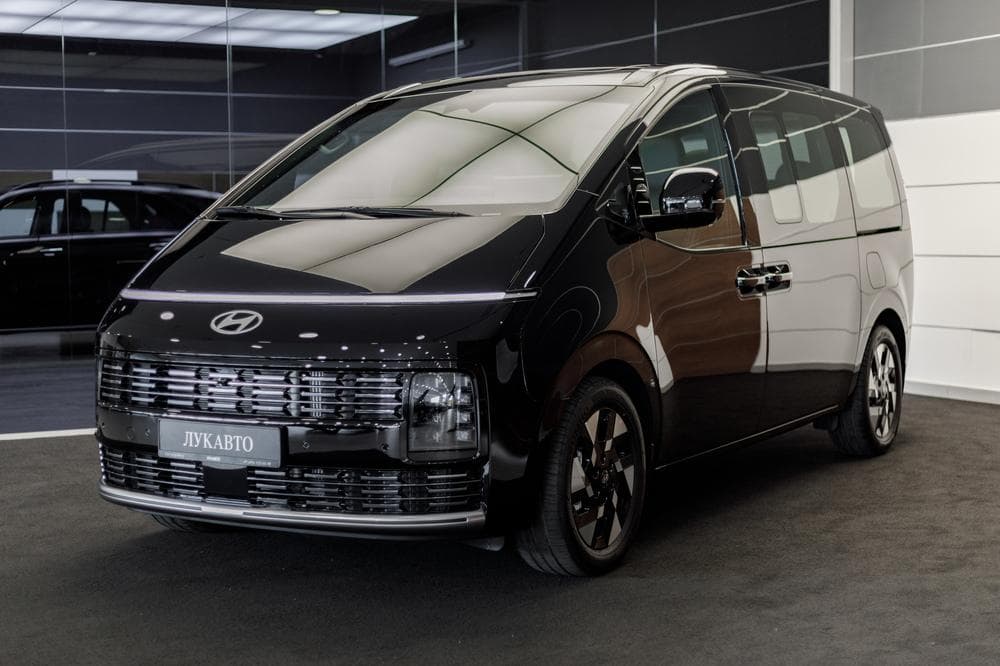 Hyundai Staria - 2