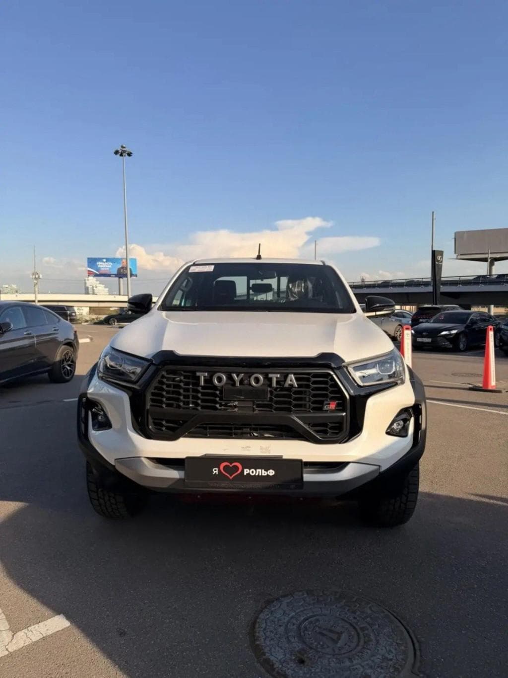 Toyota Hilux - 3