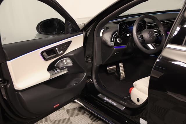 Mercedes-Benz E седан - 4