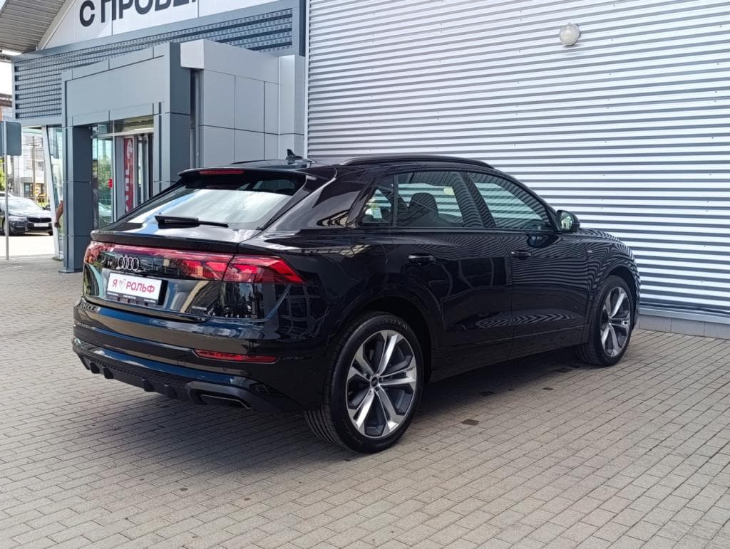 Audi Q8 - 3