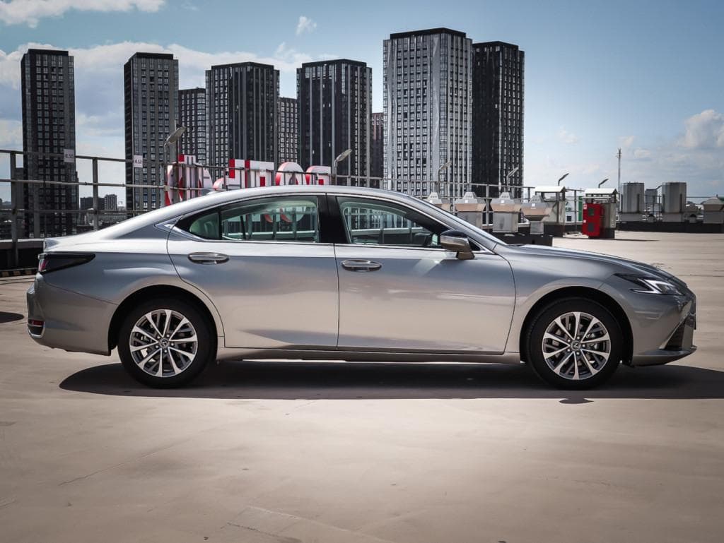 Lexus ES 200 - 5