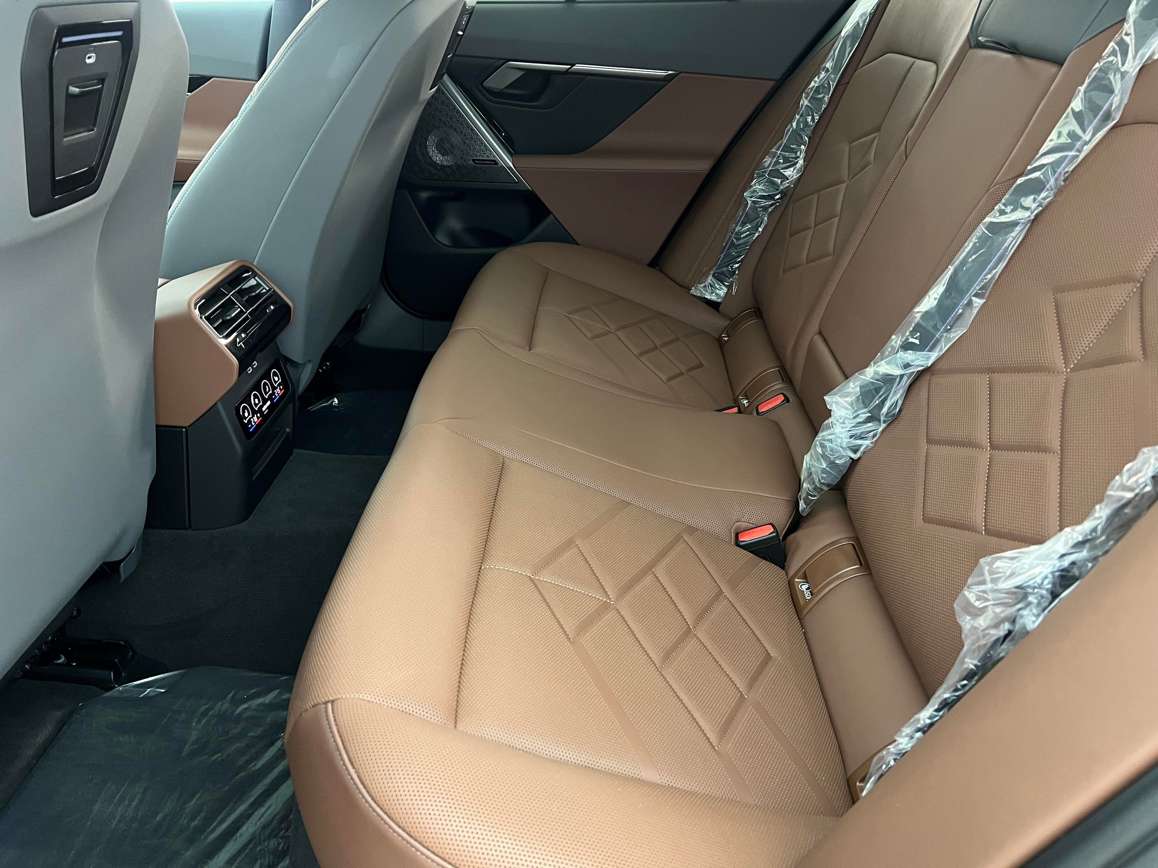 BMW 5 серия - 4