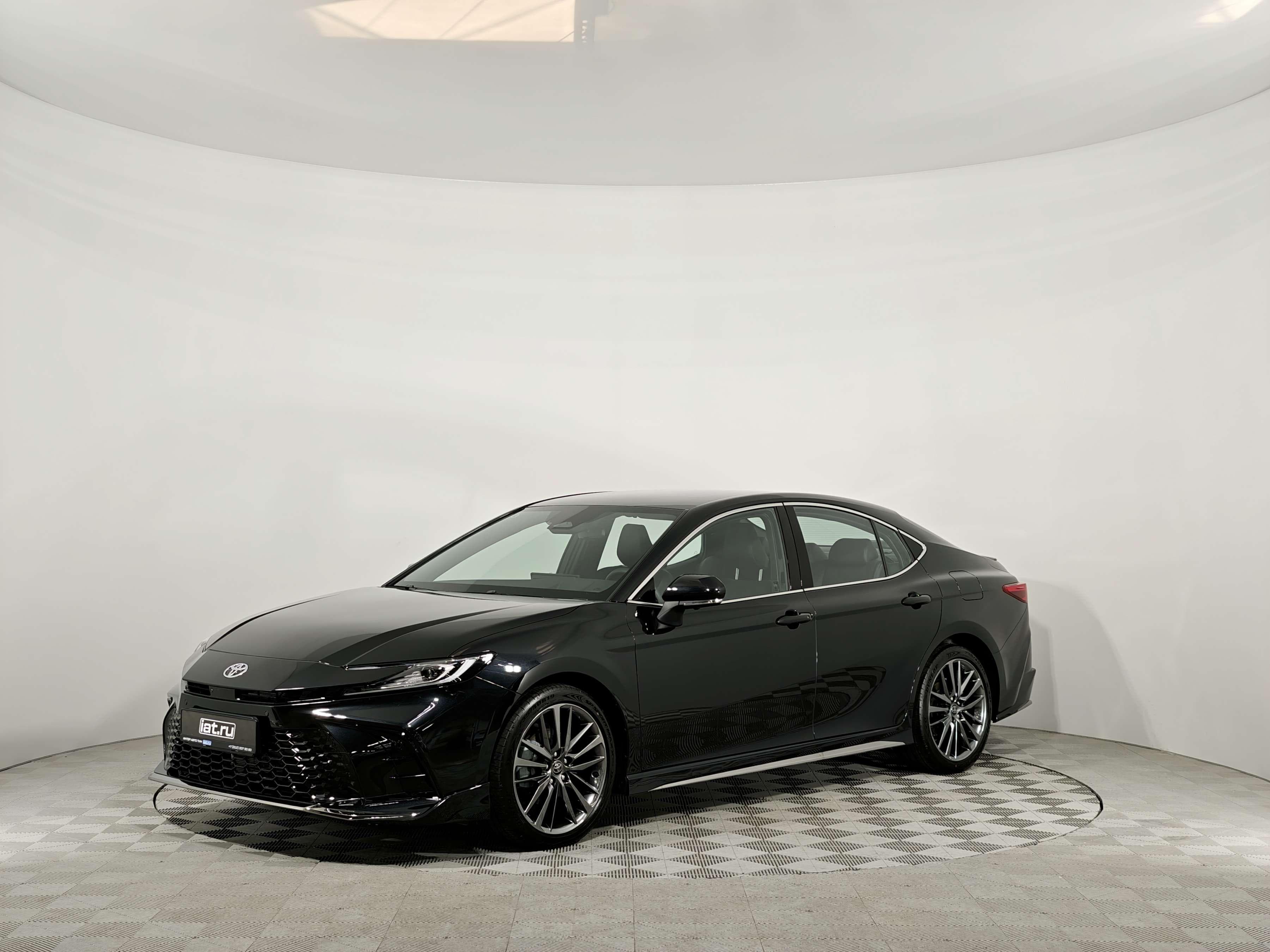 Toyota Camry - 3