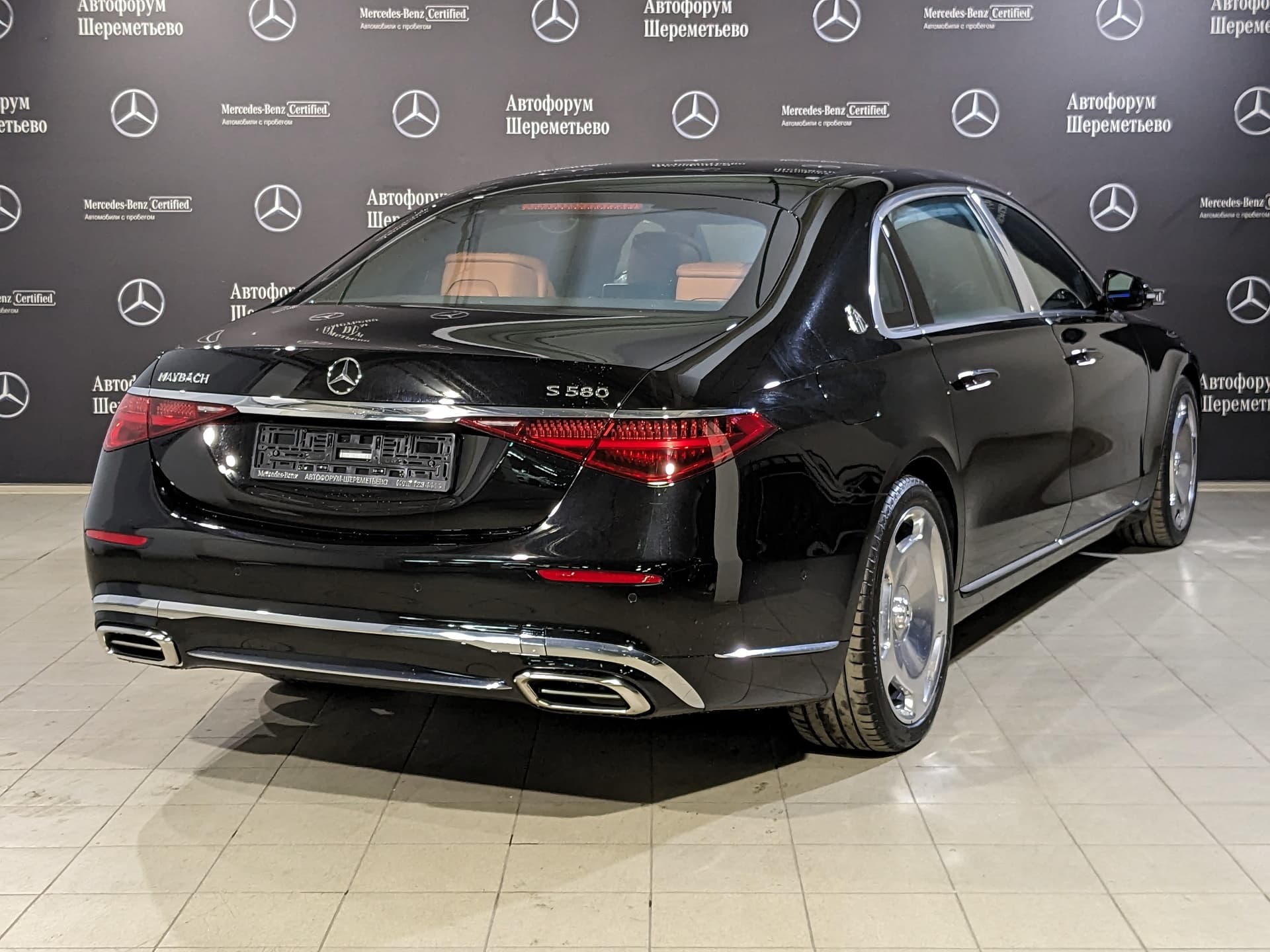 Mercedes-Benz S седан - 3