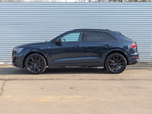 Audi Q8 - 4