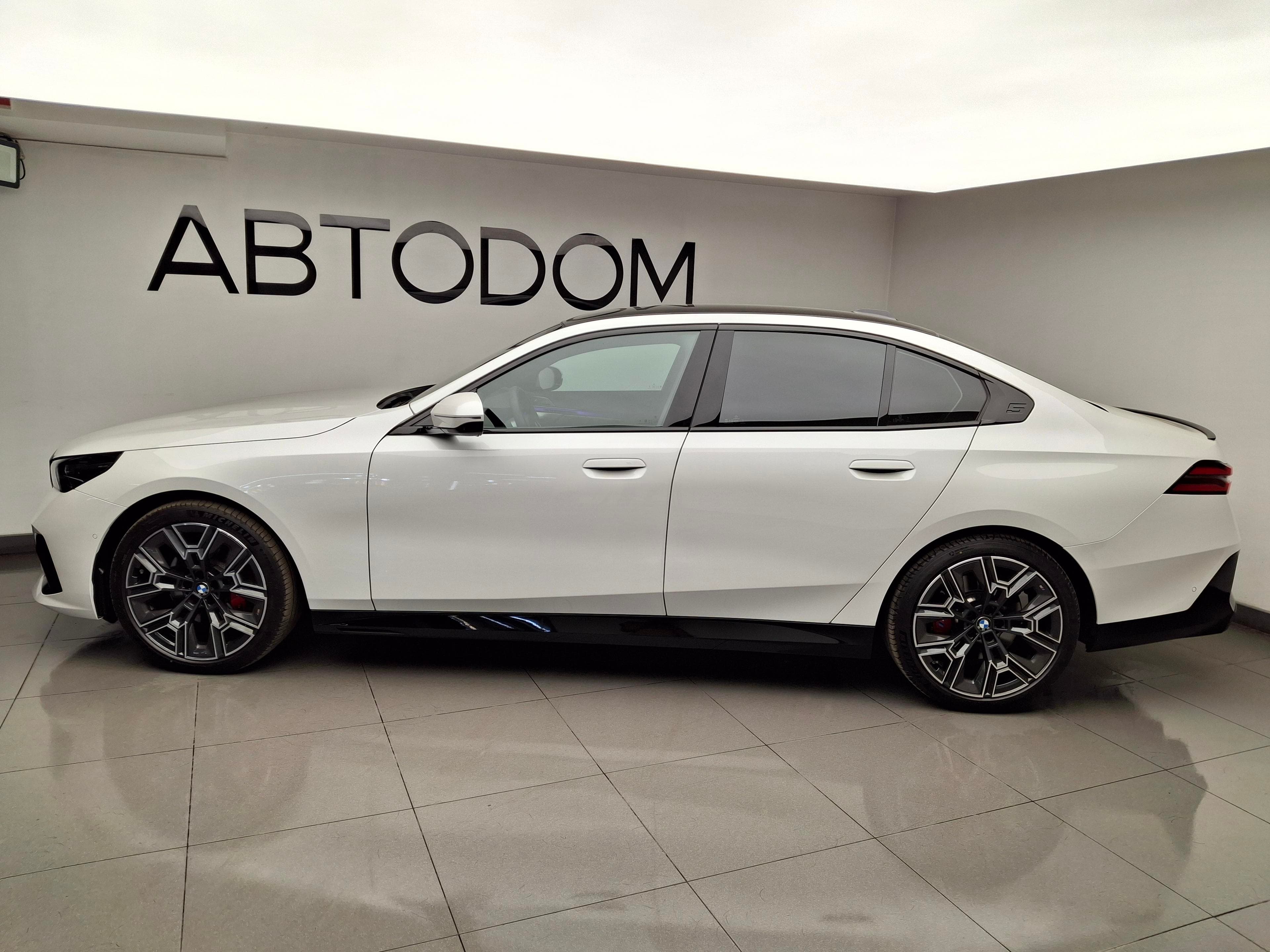 BMW 5 серия - 3