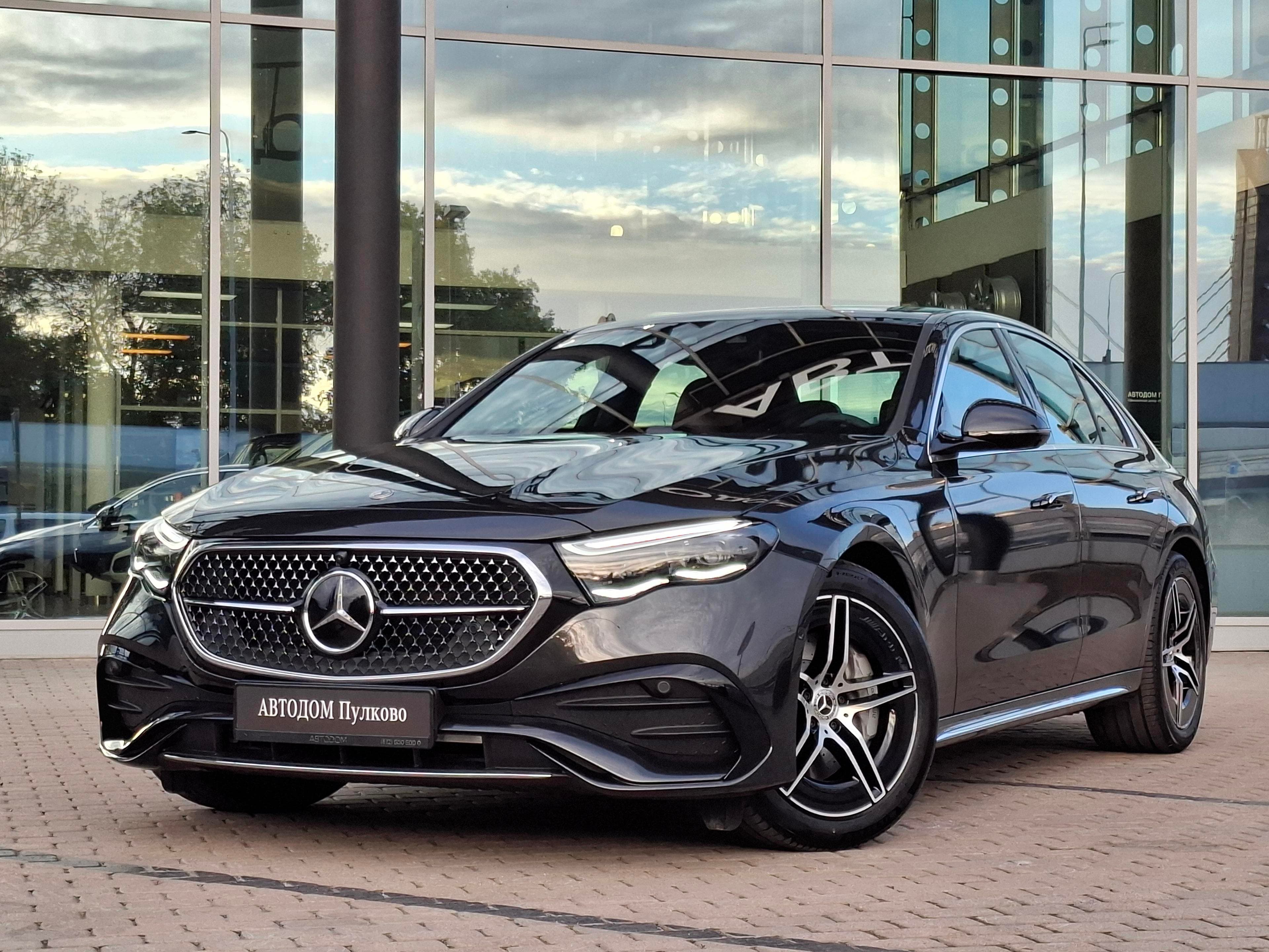 Mercedes-Benz E седан - 2