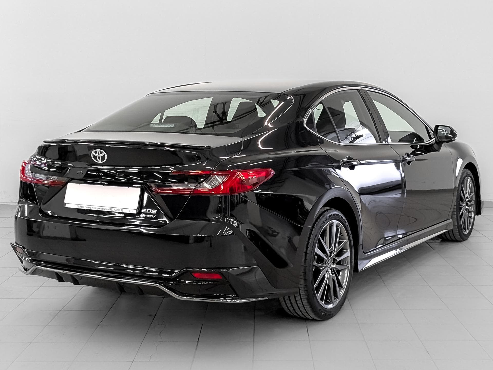 Toyota Camry - 3