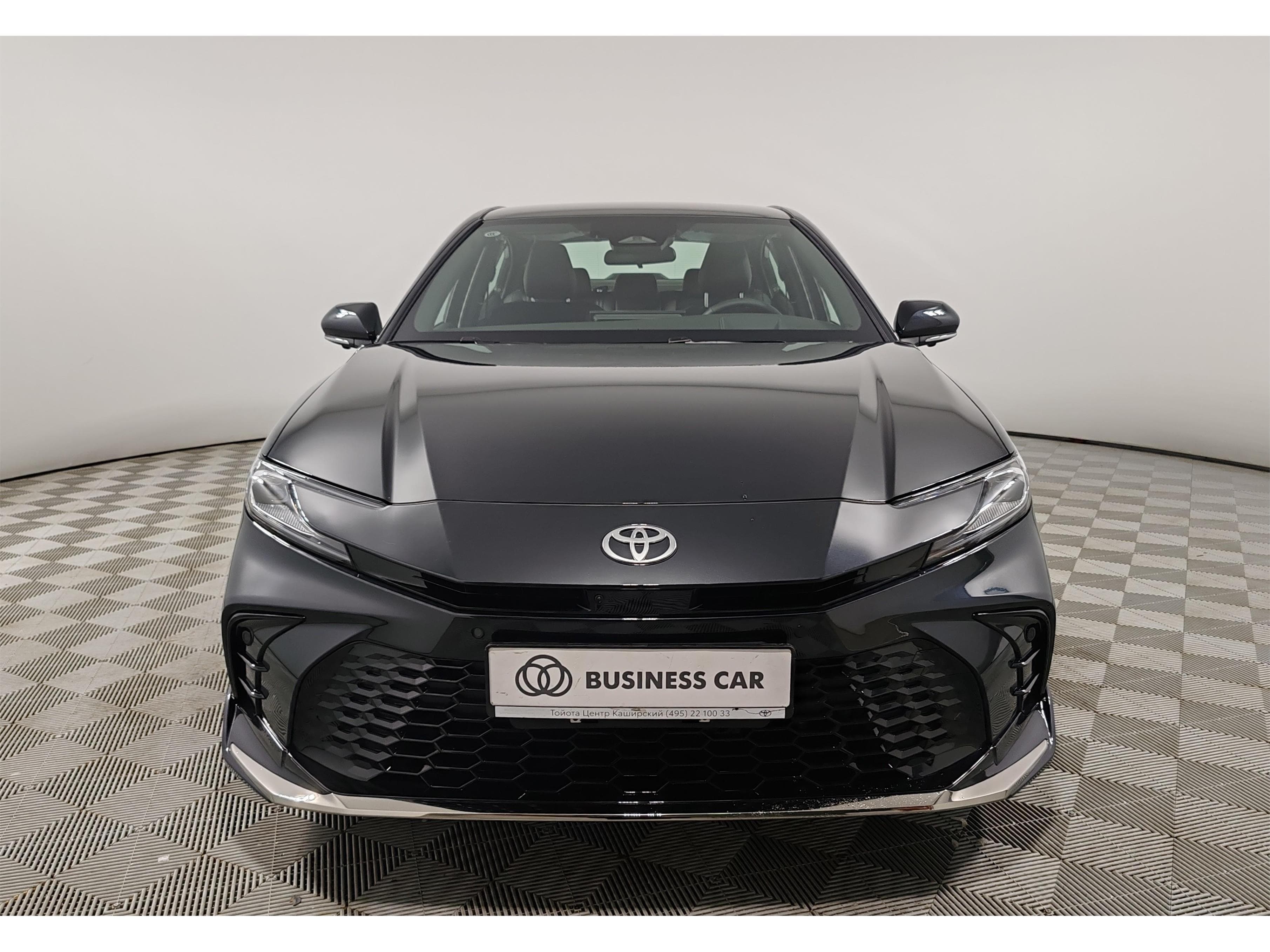 Toyota Camry - 3
