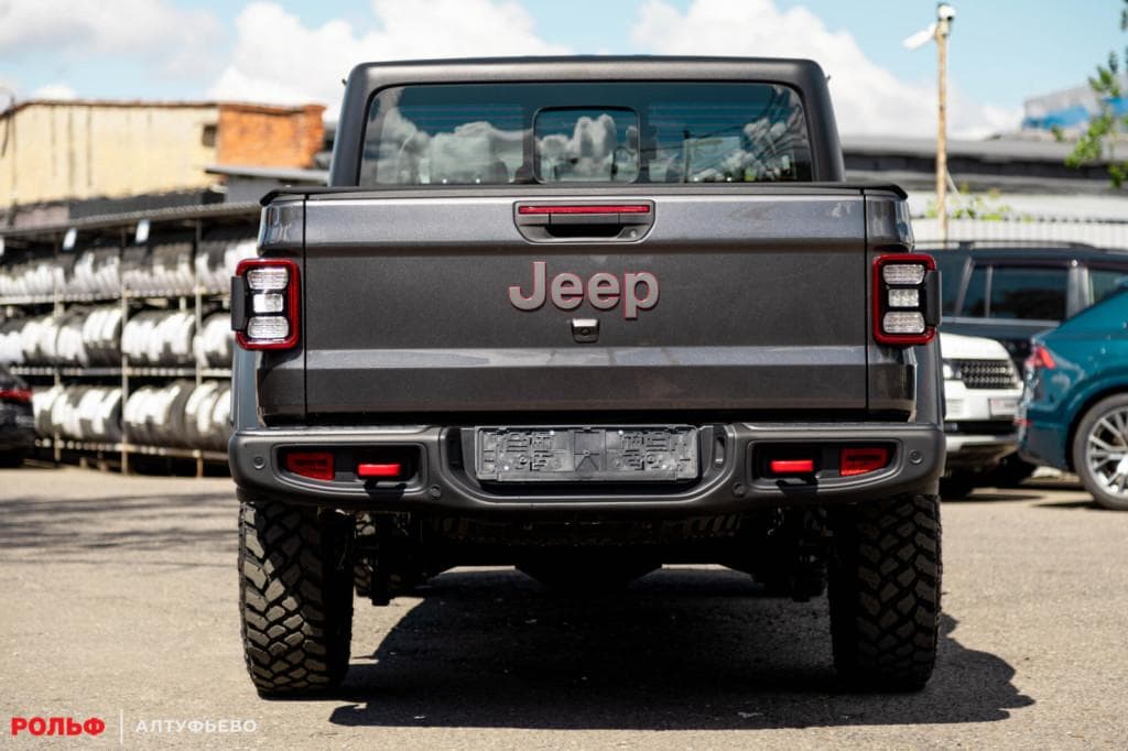 Jeep Wrangler Gladiator - 4