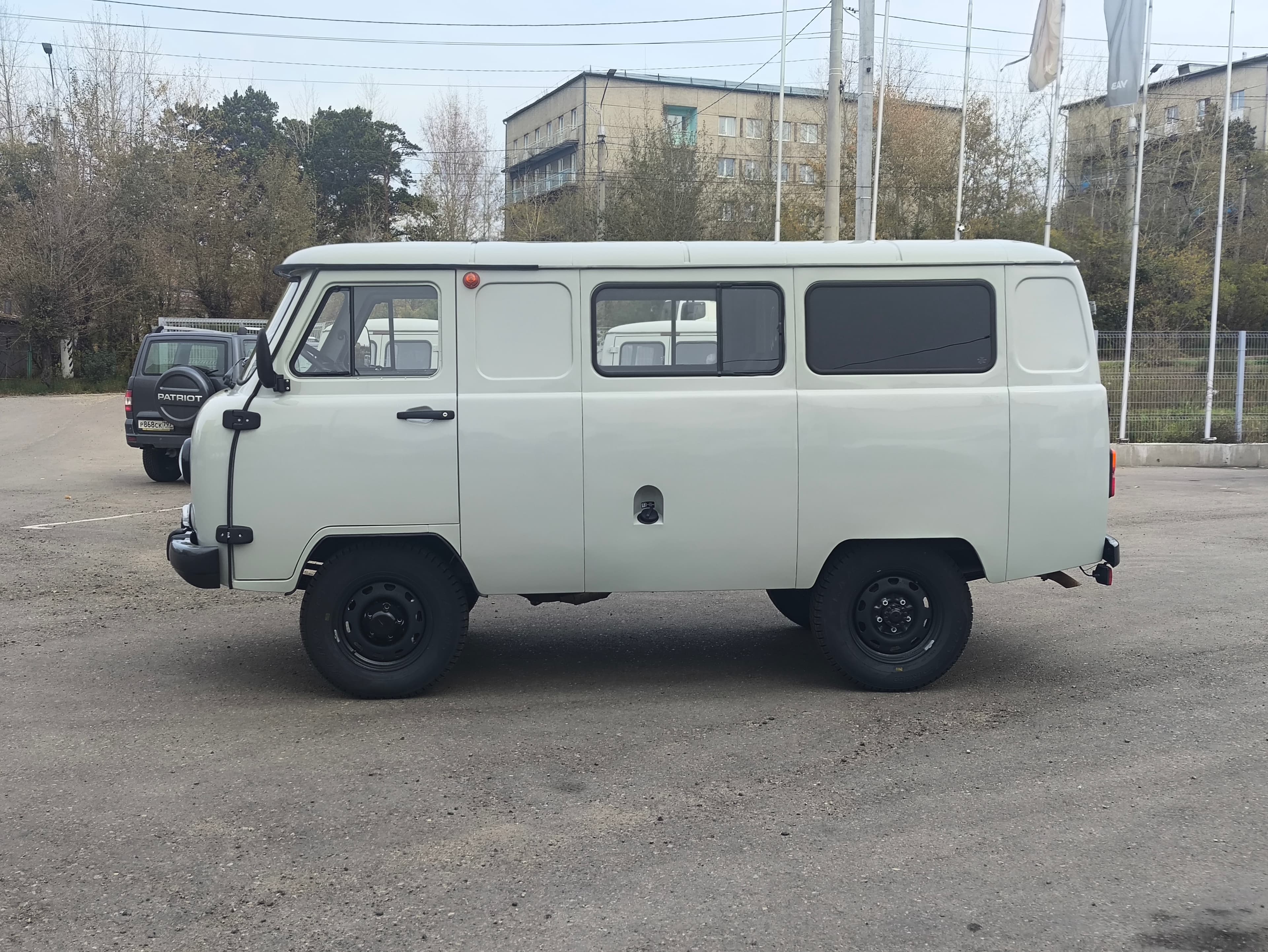 UAZ 3909 Комби - 5