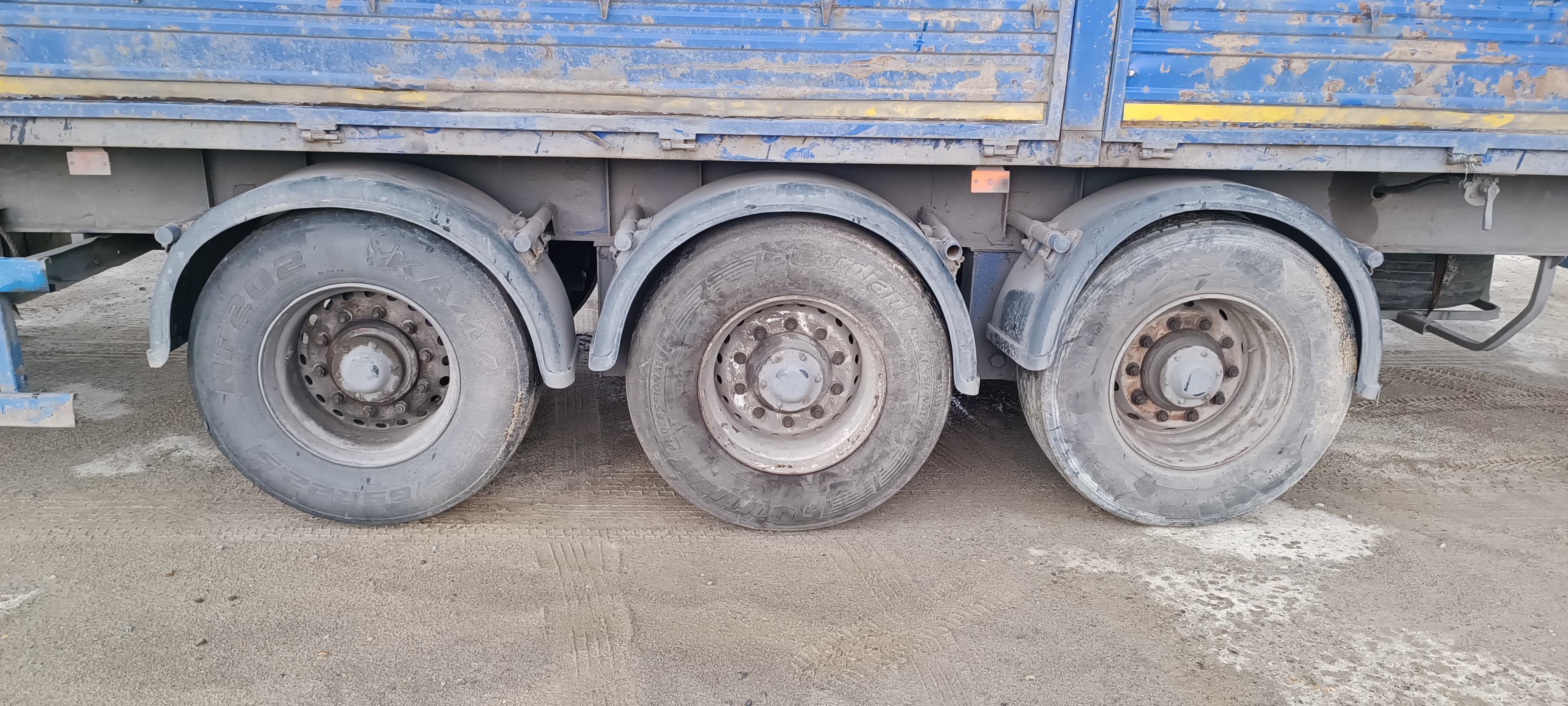МАЗ 975800 Полуприцеп бортовой - 4