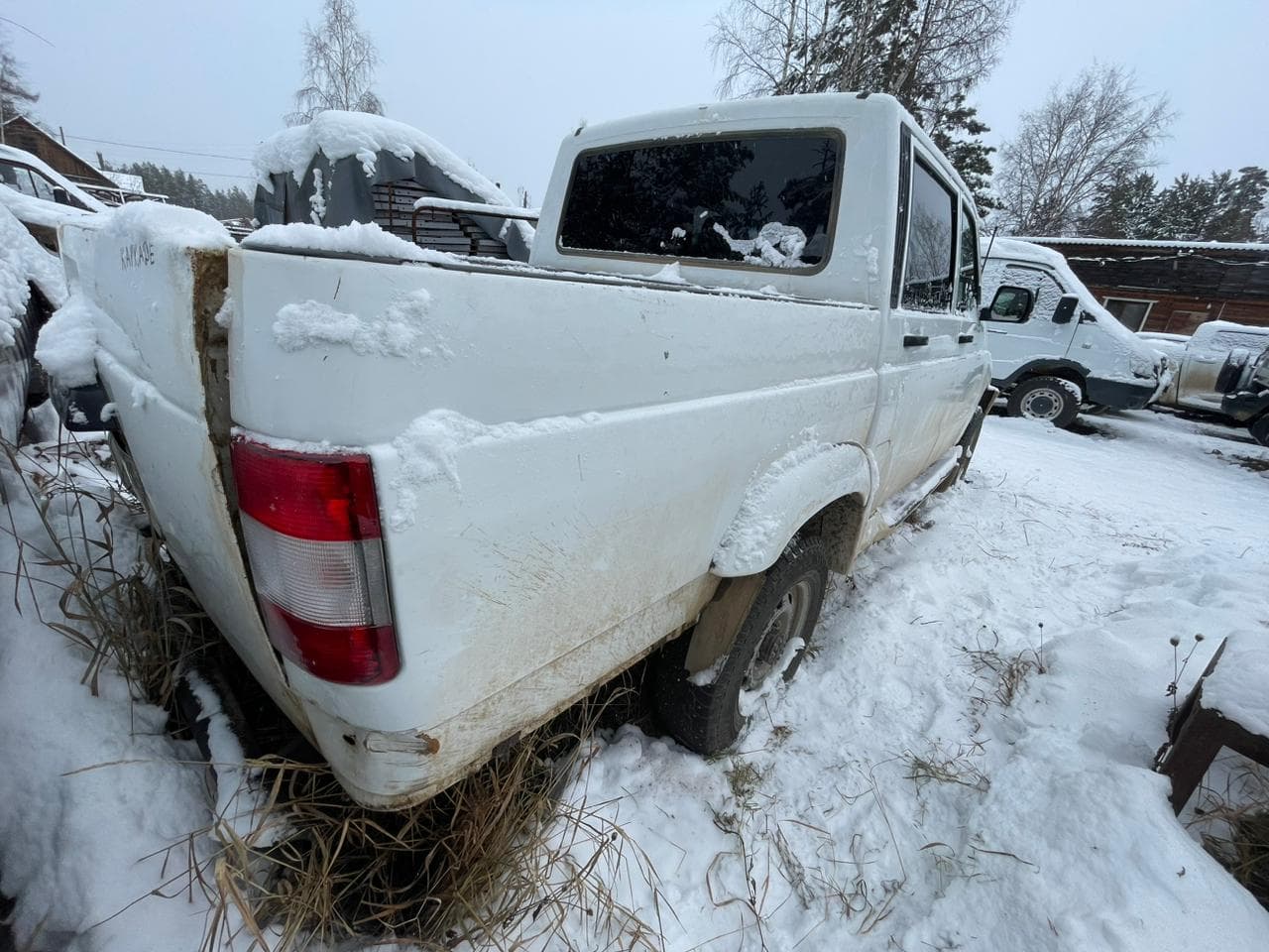UAZ Pickup - 3