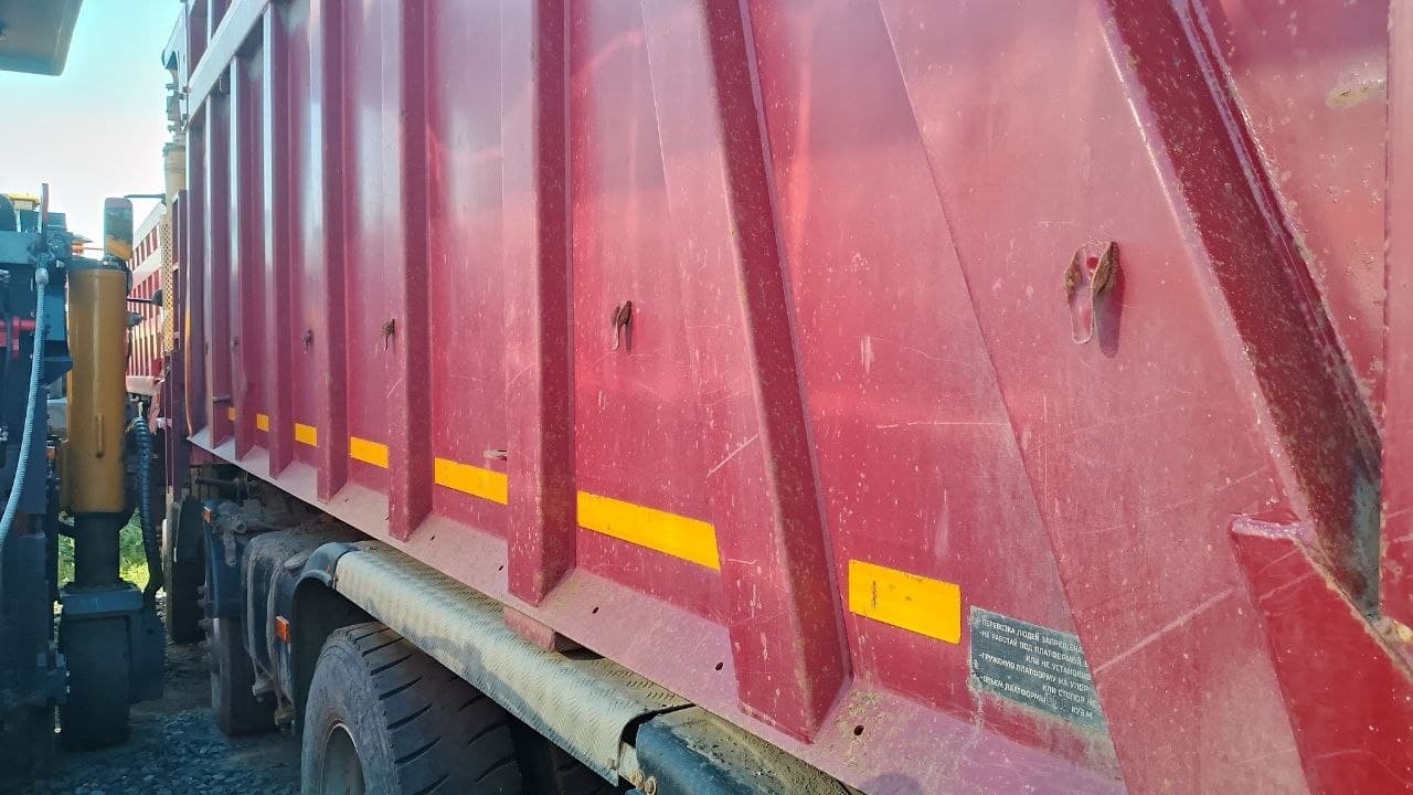 Камаз 65801-001-68 8x4 - 3