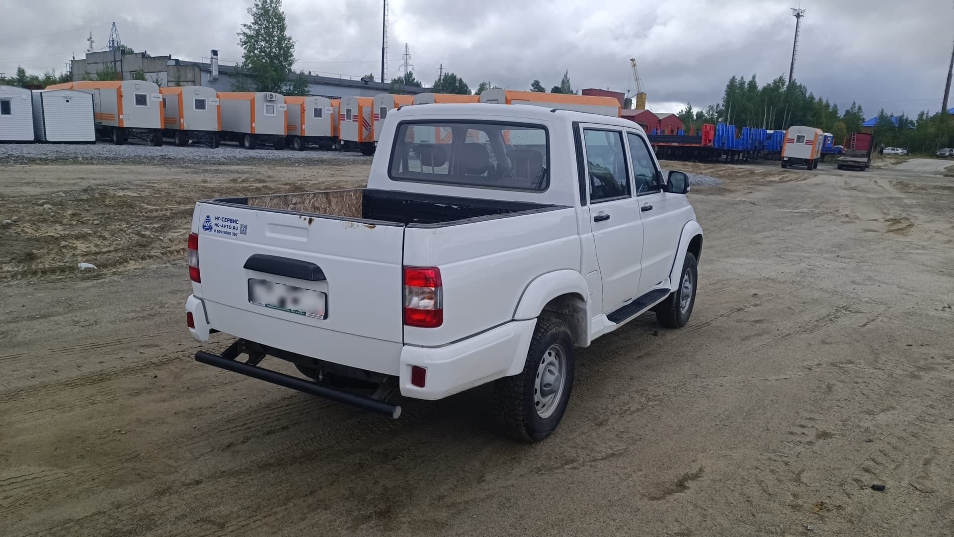 UAZ Pickup - 3