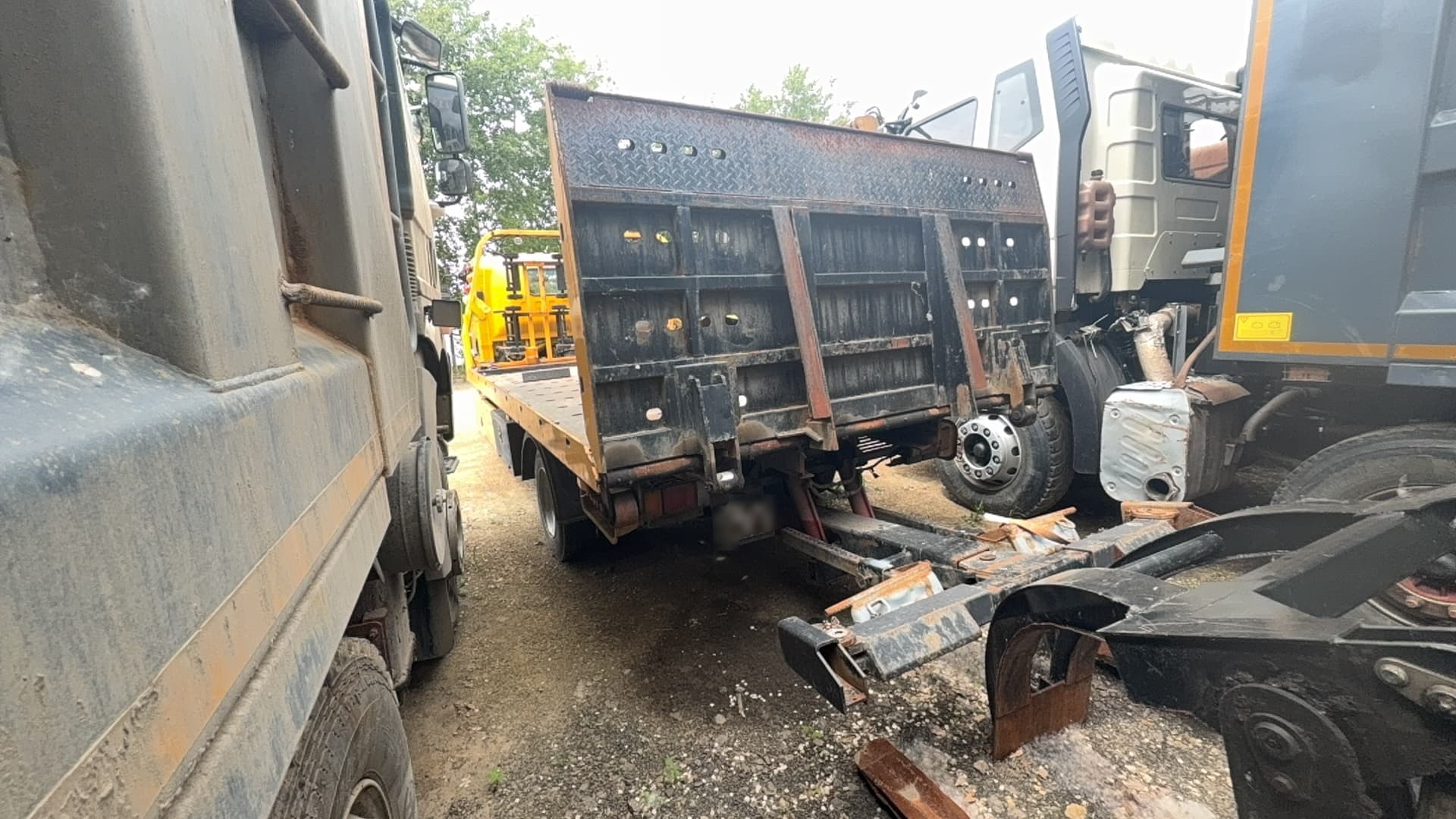 ISUZU ELF 10.5 4x2 Эвакуатор - 4