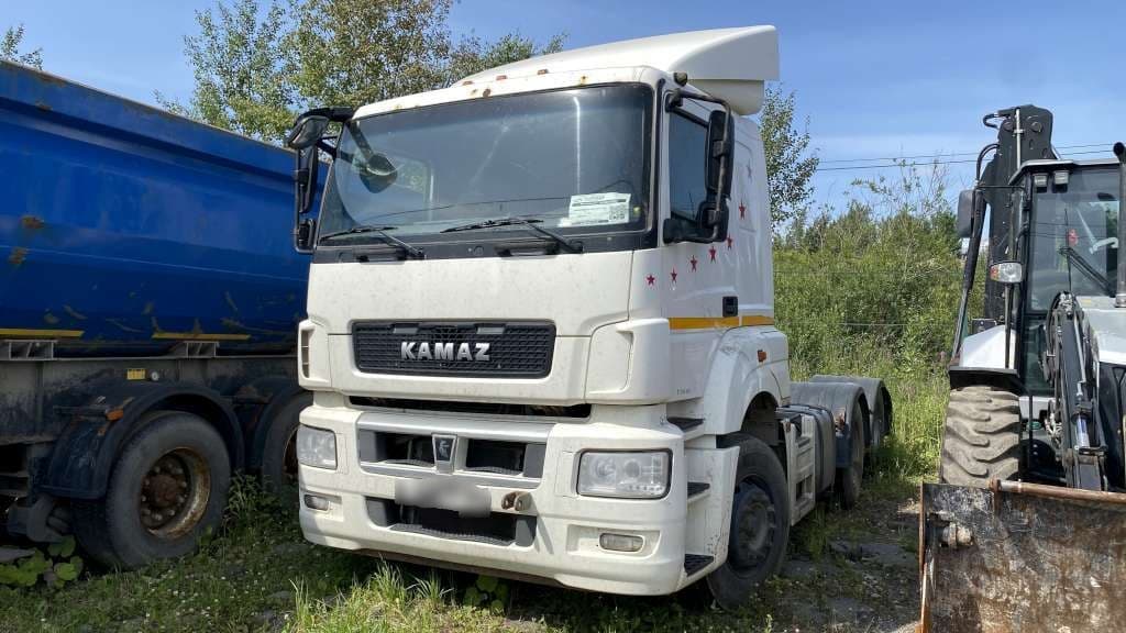 Камаз 65206 6x4 Седельный Тягач - 1