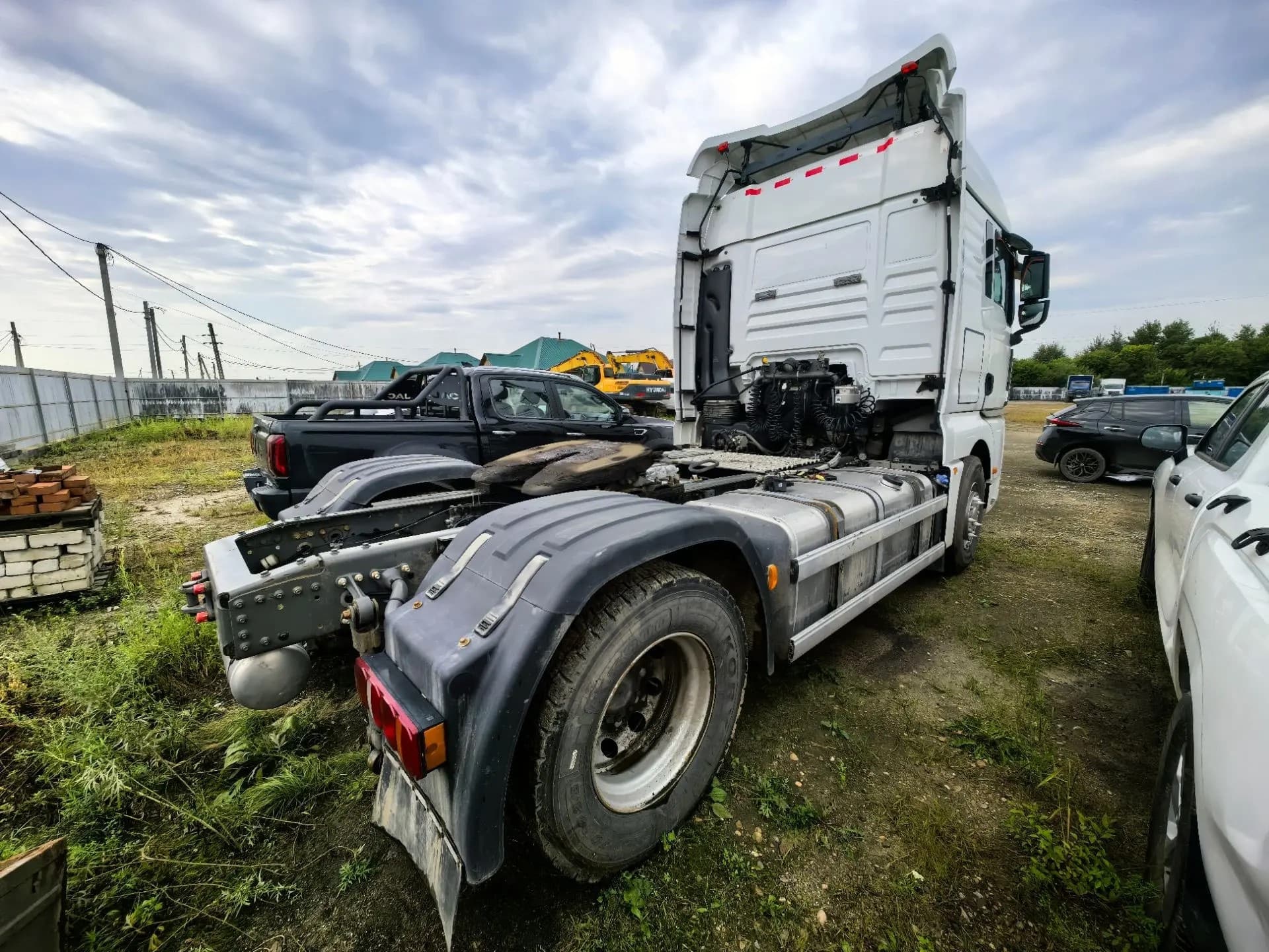 Sitrak C7H 4x2 Седельный тягач - 3