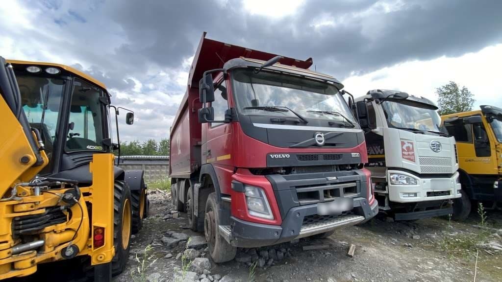 Volvo FM 8x4 Самосвал - 2