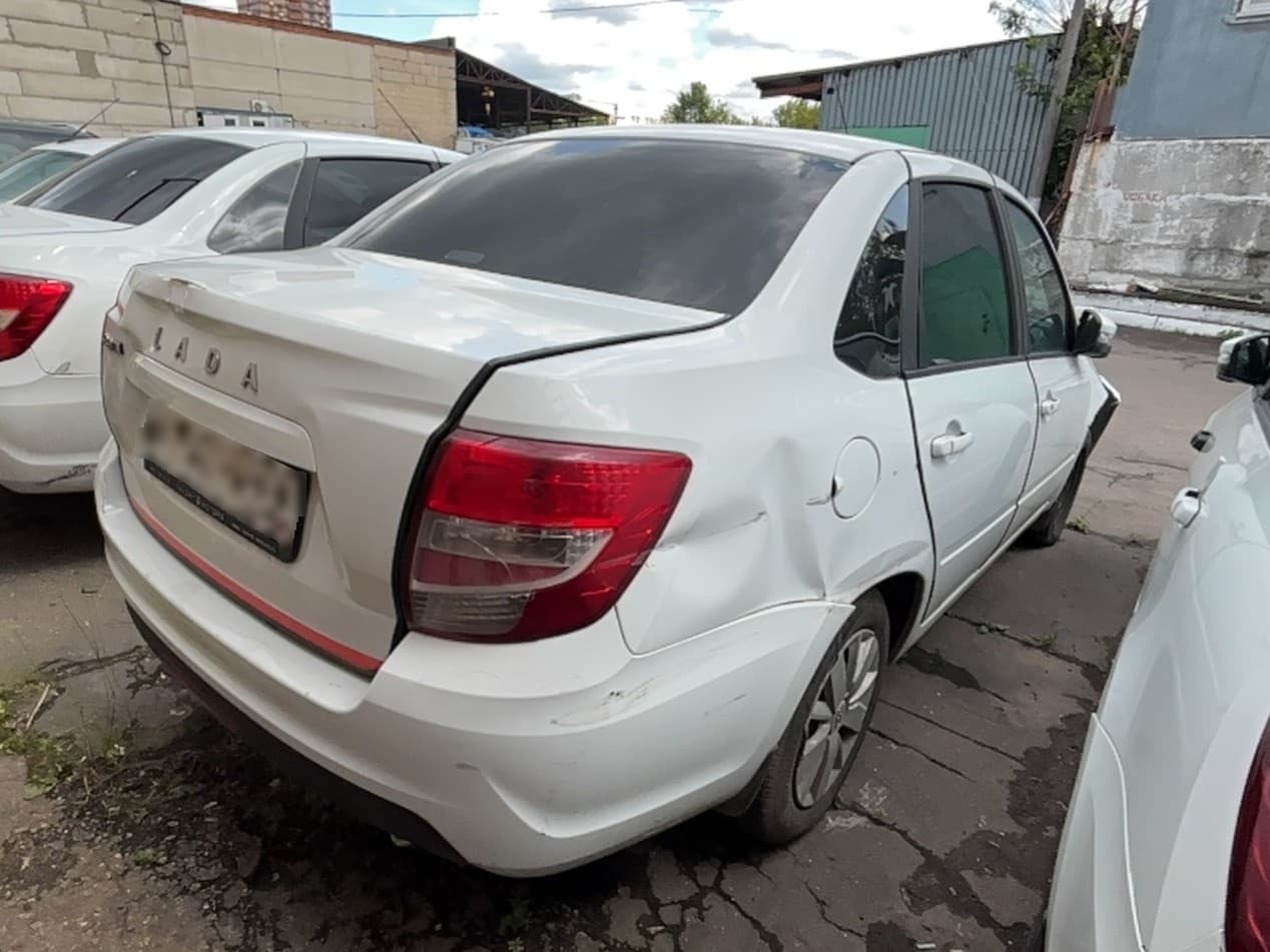 Lada Granta седан - 3