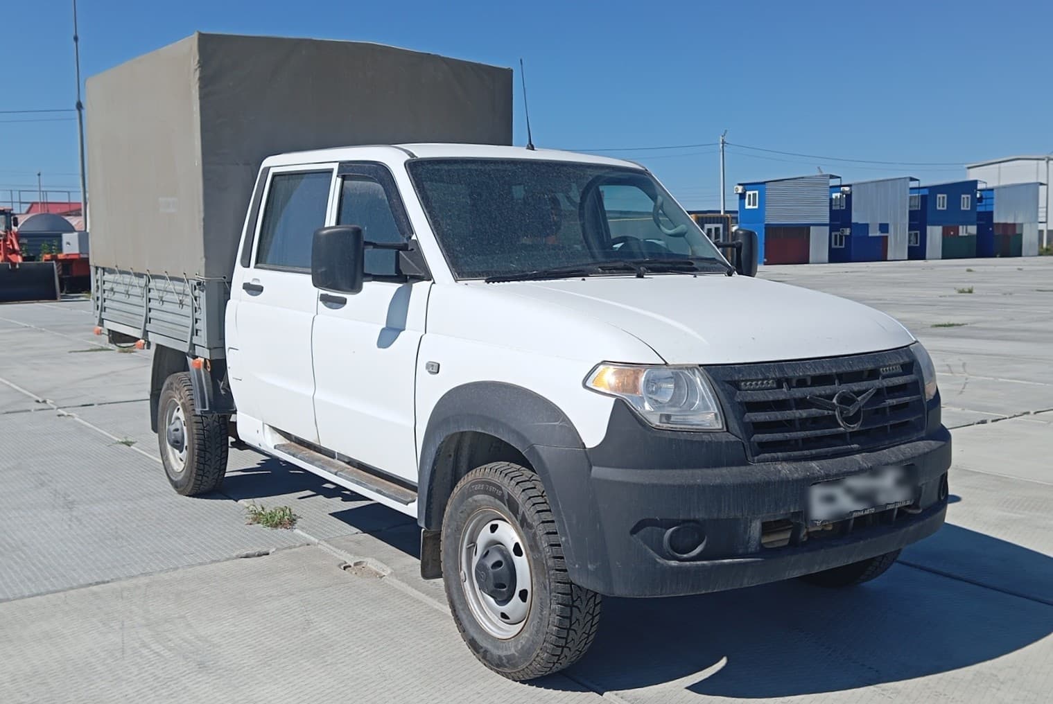 UAZ Profi - 2
