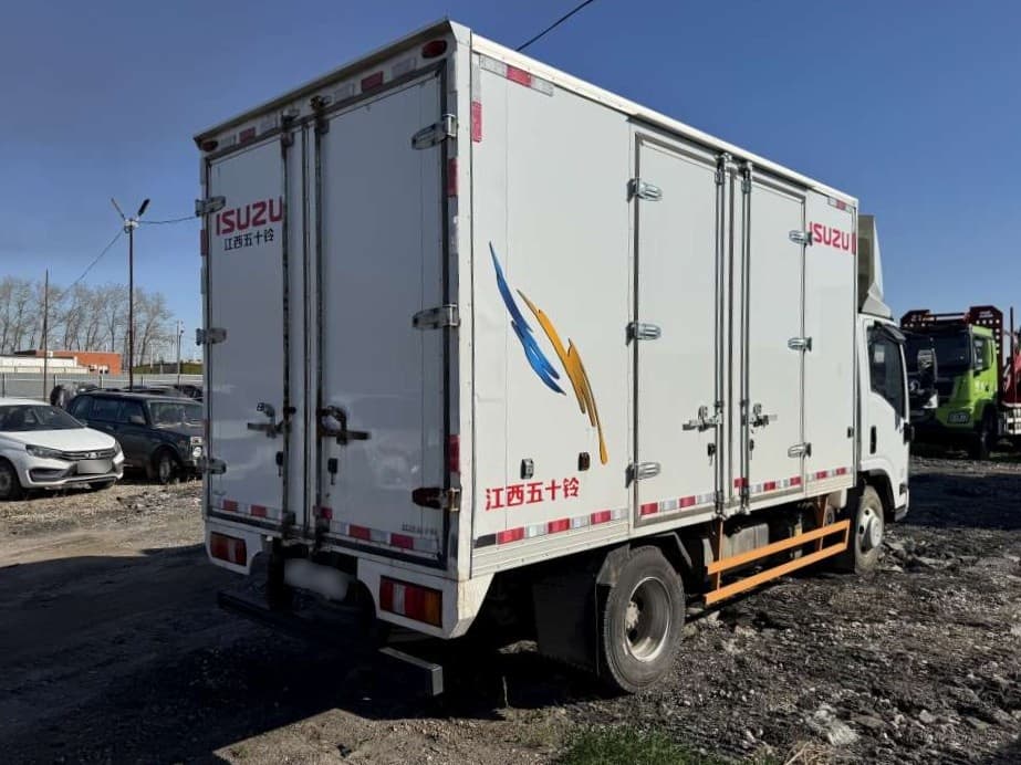 ISUZU ELF 4.5 (EC7) 4x2 Изотермический/рефрижератор - 3
