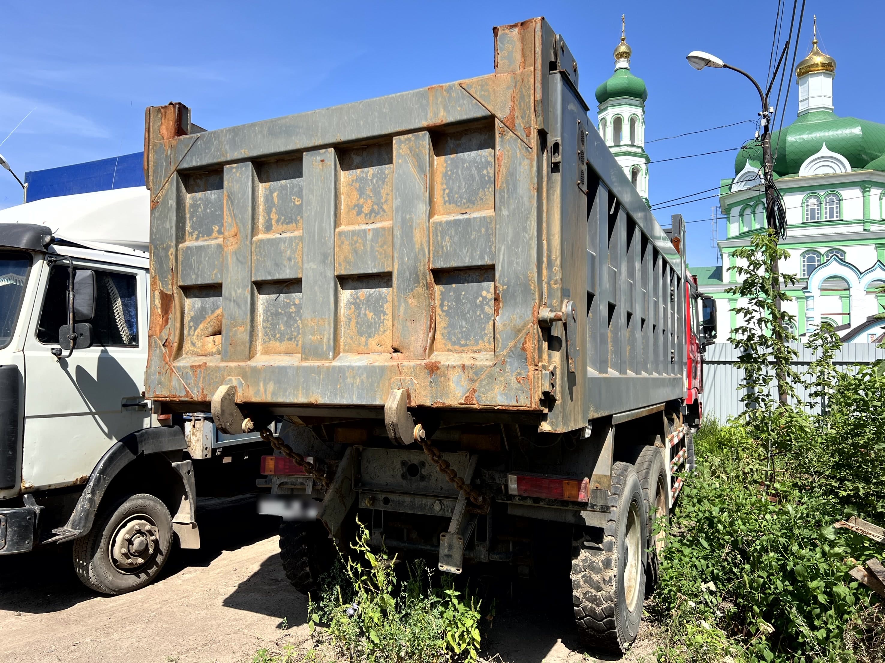 Shacman (Shaanxi) SX* 6x6 Самосвал - 3