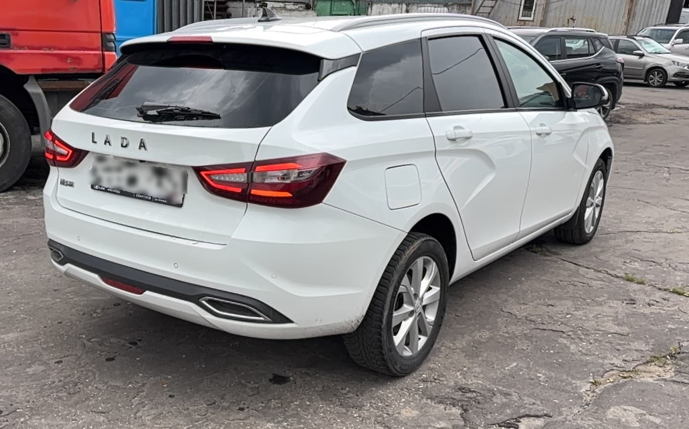 Lada Vesta SW - 3