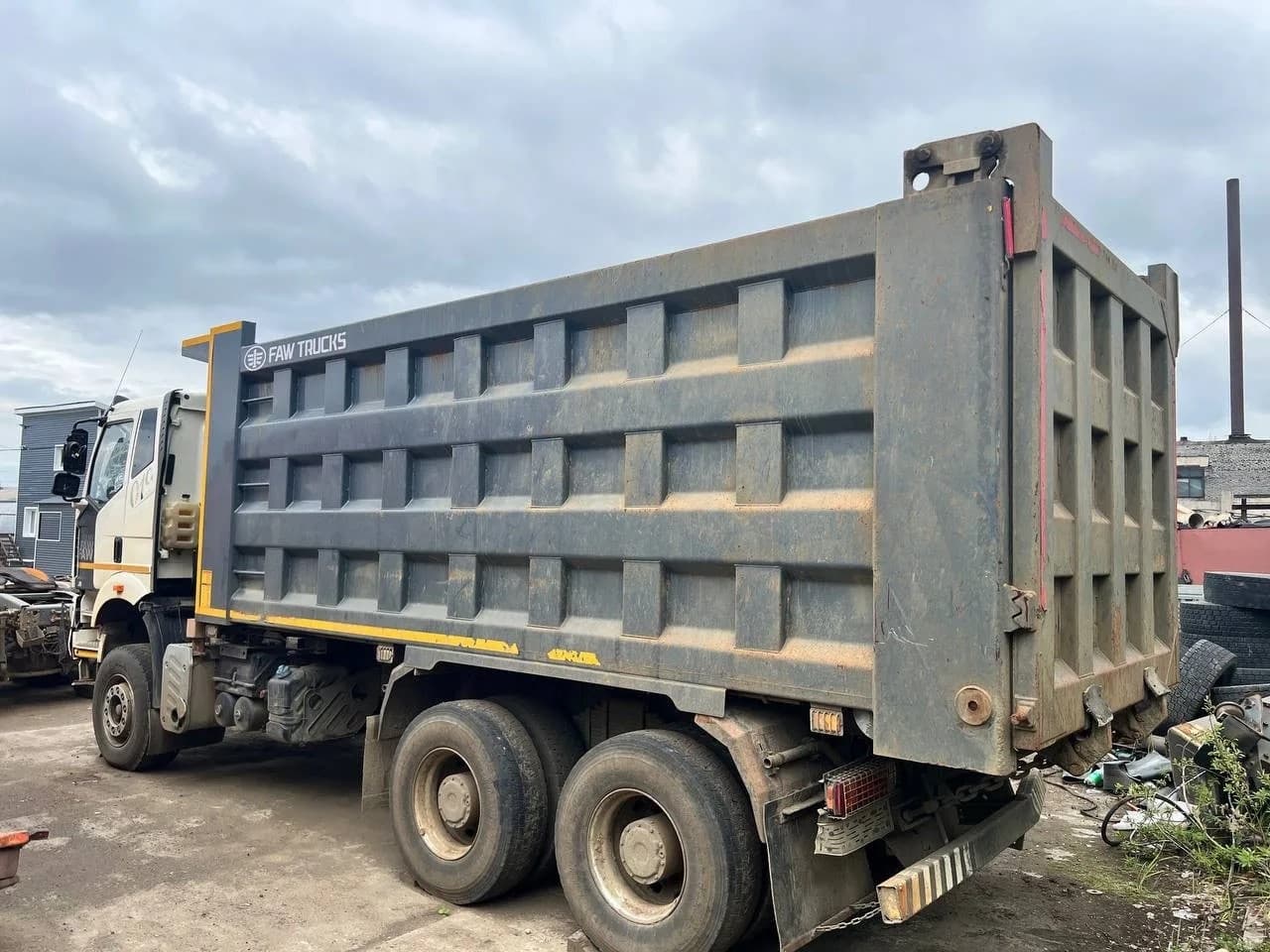 FAW J6* 6x4 Самосвал - 4
