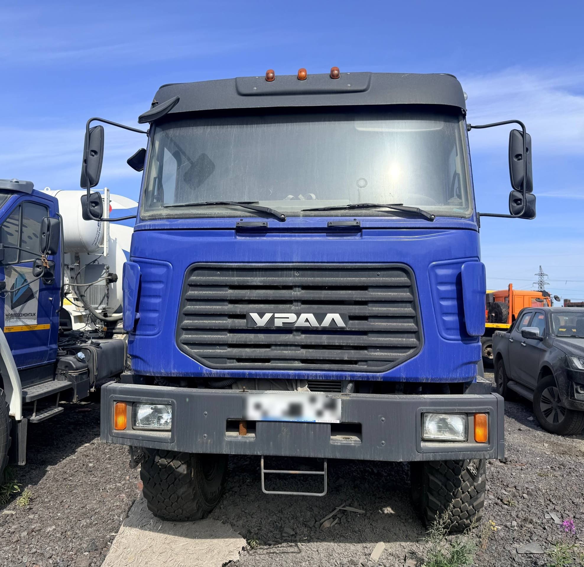 Ural 4320 6x6 Автобетоносмеситель - 1