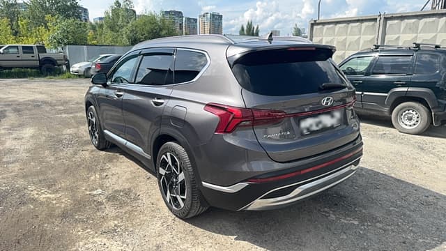 Hyundai Santa Fe - 4