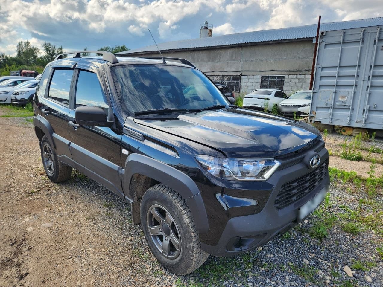 Lada Niva Travel - 2