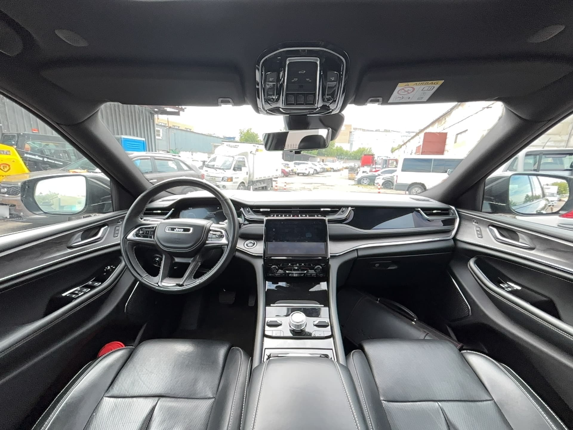 Jeep Grand Cherokee - 5