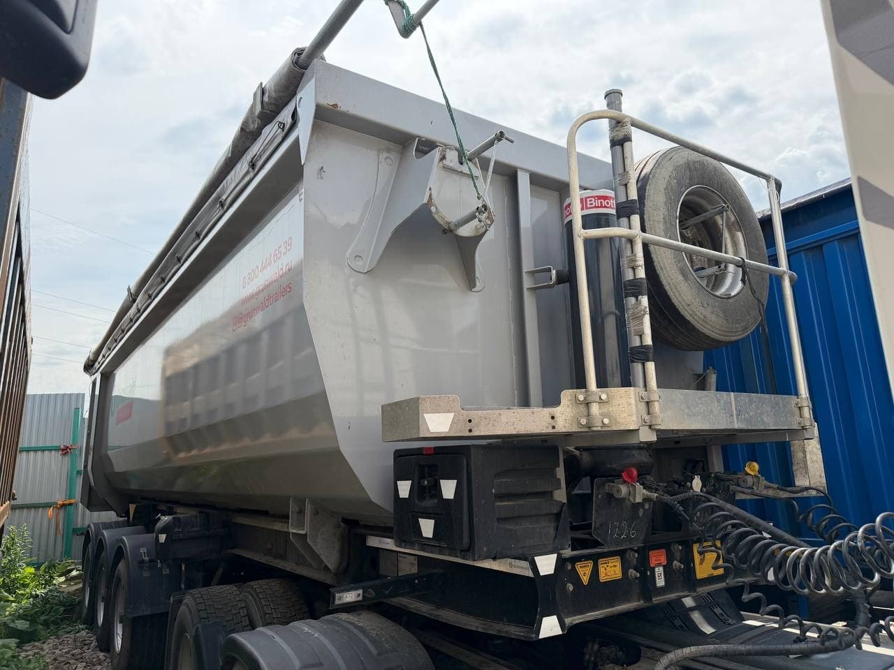 Grunwald 9453 Полуприцеп самосвальный - 2
