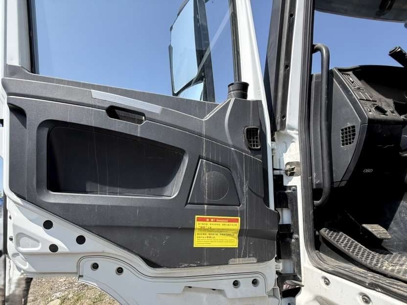 Shacman (Shaanxi) SX* 6x4 Самосвал - 5
