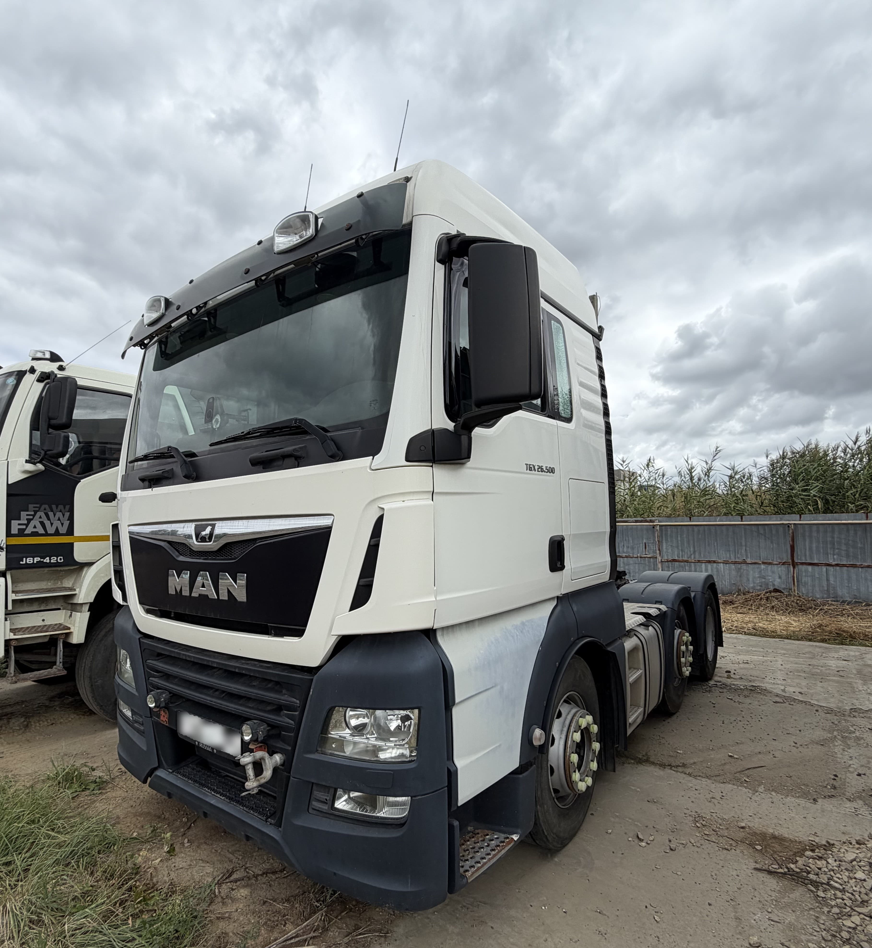 MAN TGX 6x4 Седельный тягач - 1