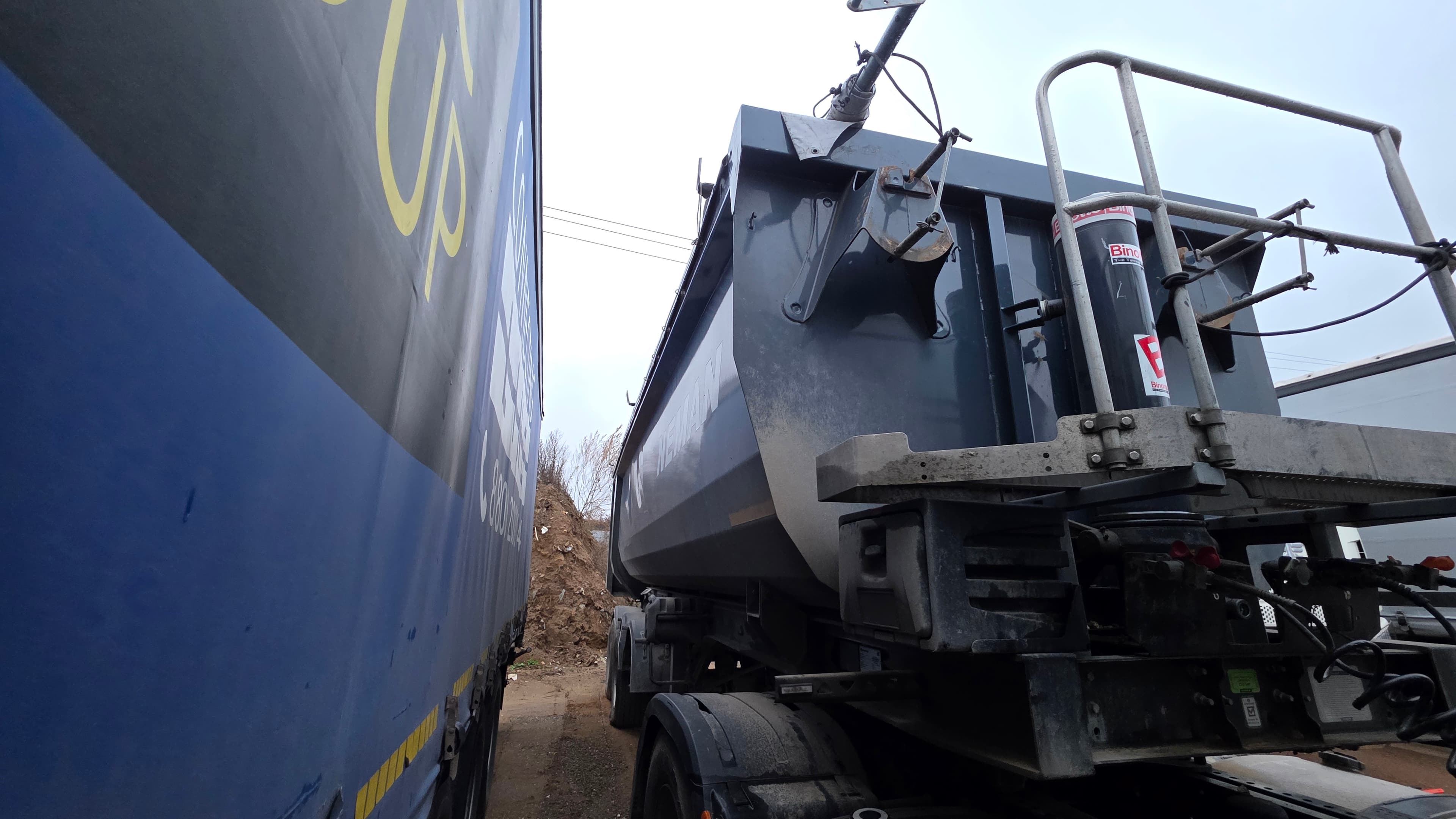 Grunwald 9453 Полуприцеп самосвальный - 2