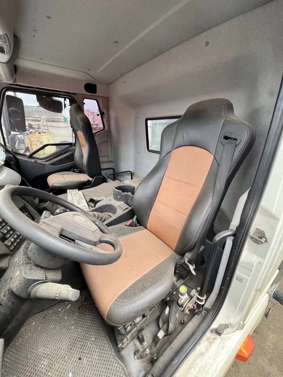 FAW J6* 6x4 Самосвал - 5