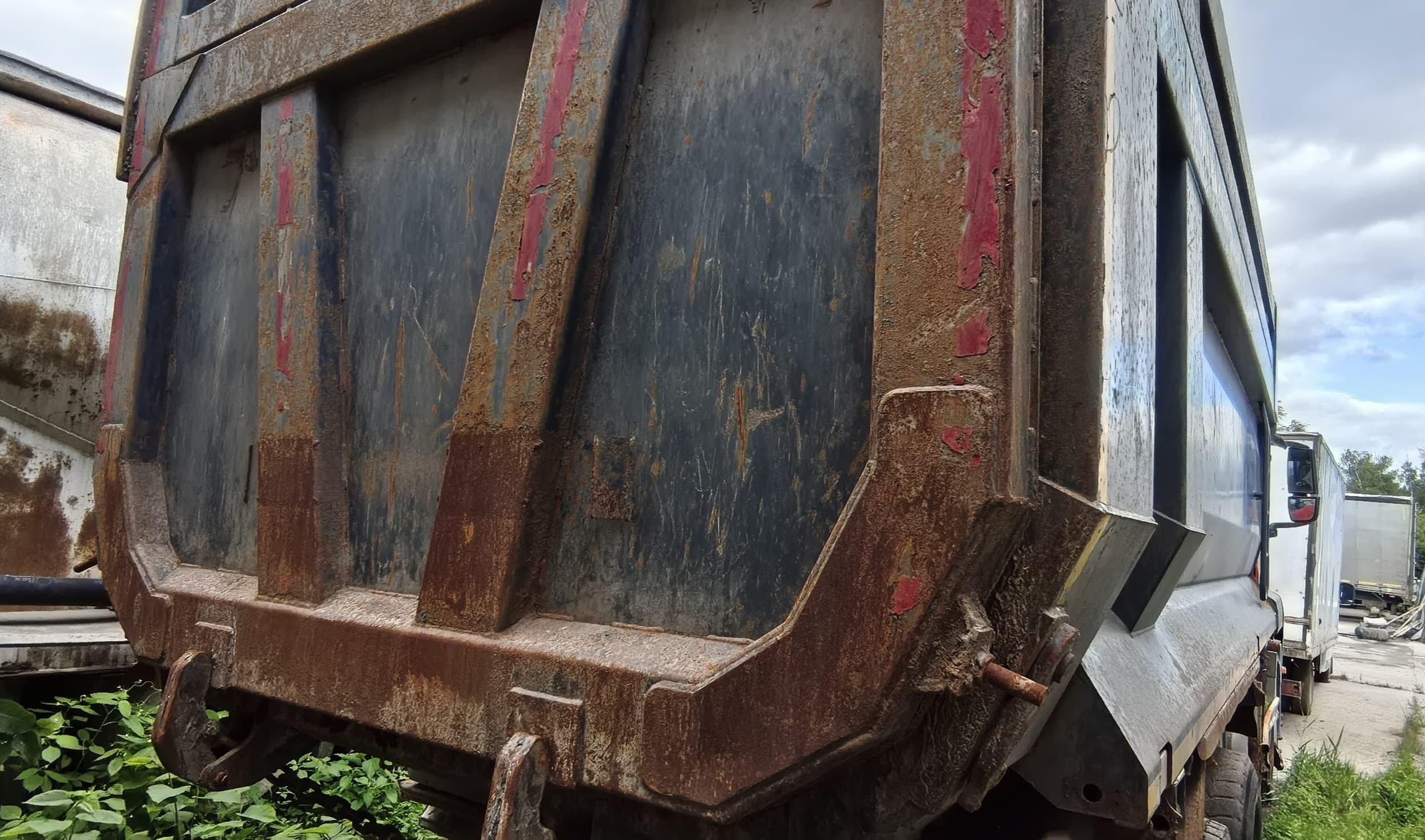 Howo T5G 6x4 Самосвал - 3