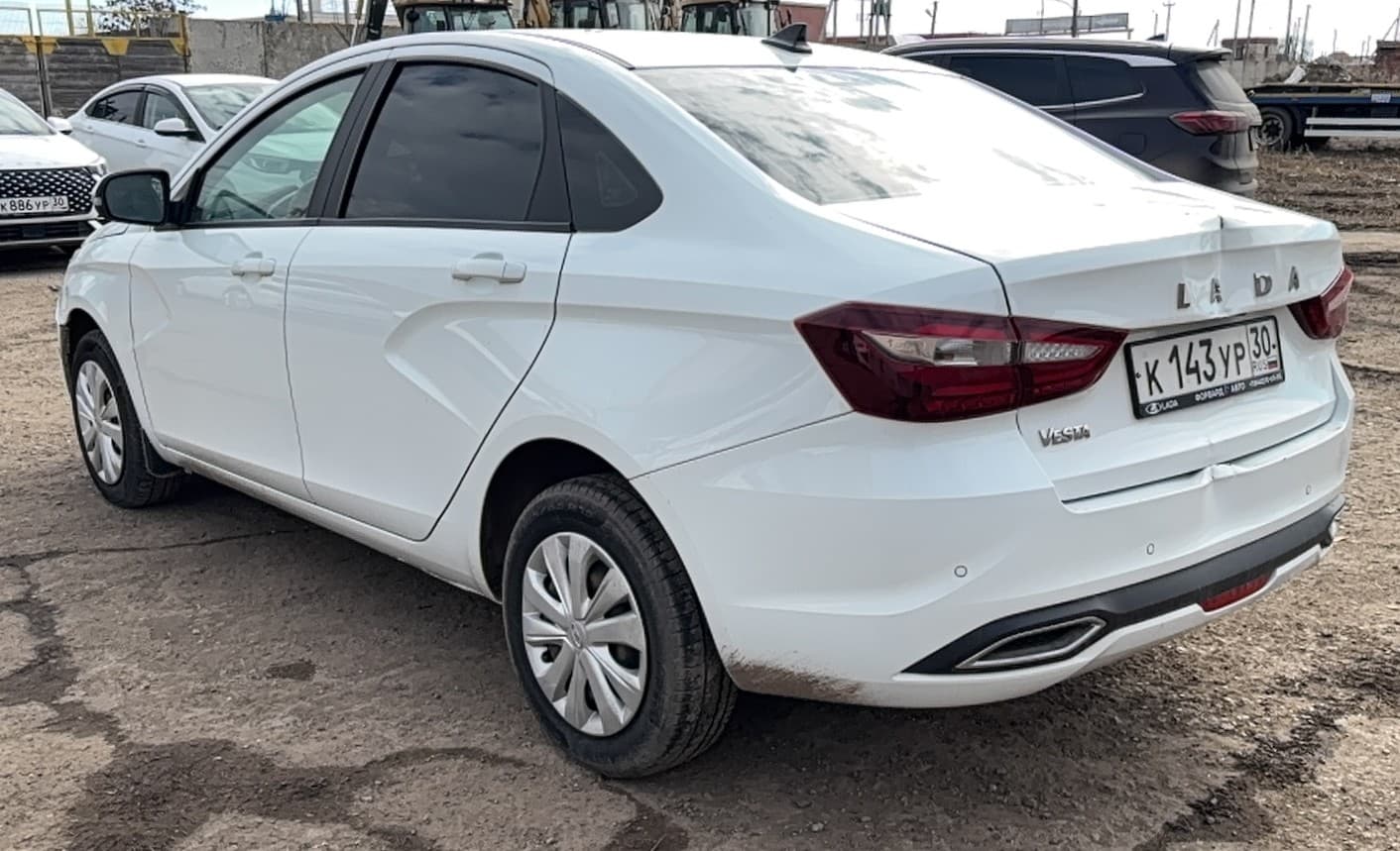 Lada Vesta седан - 4