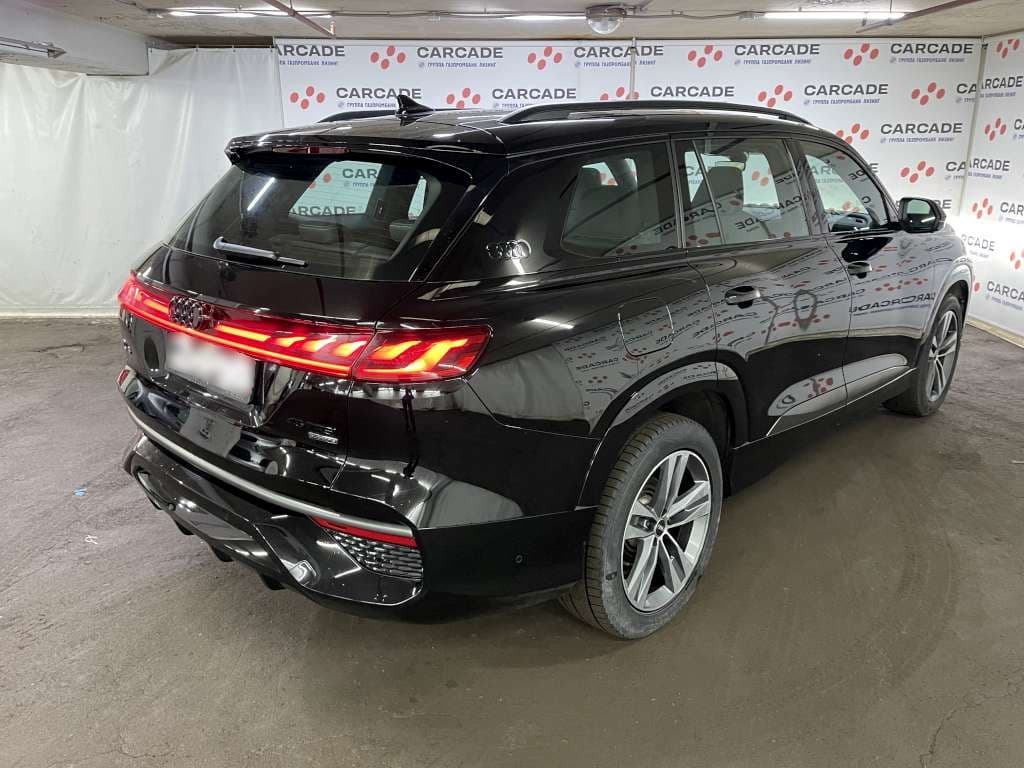 Audi Q6 - 3