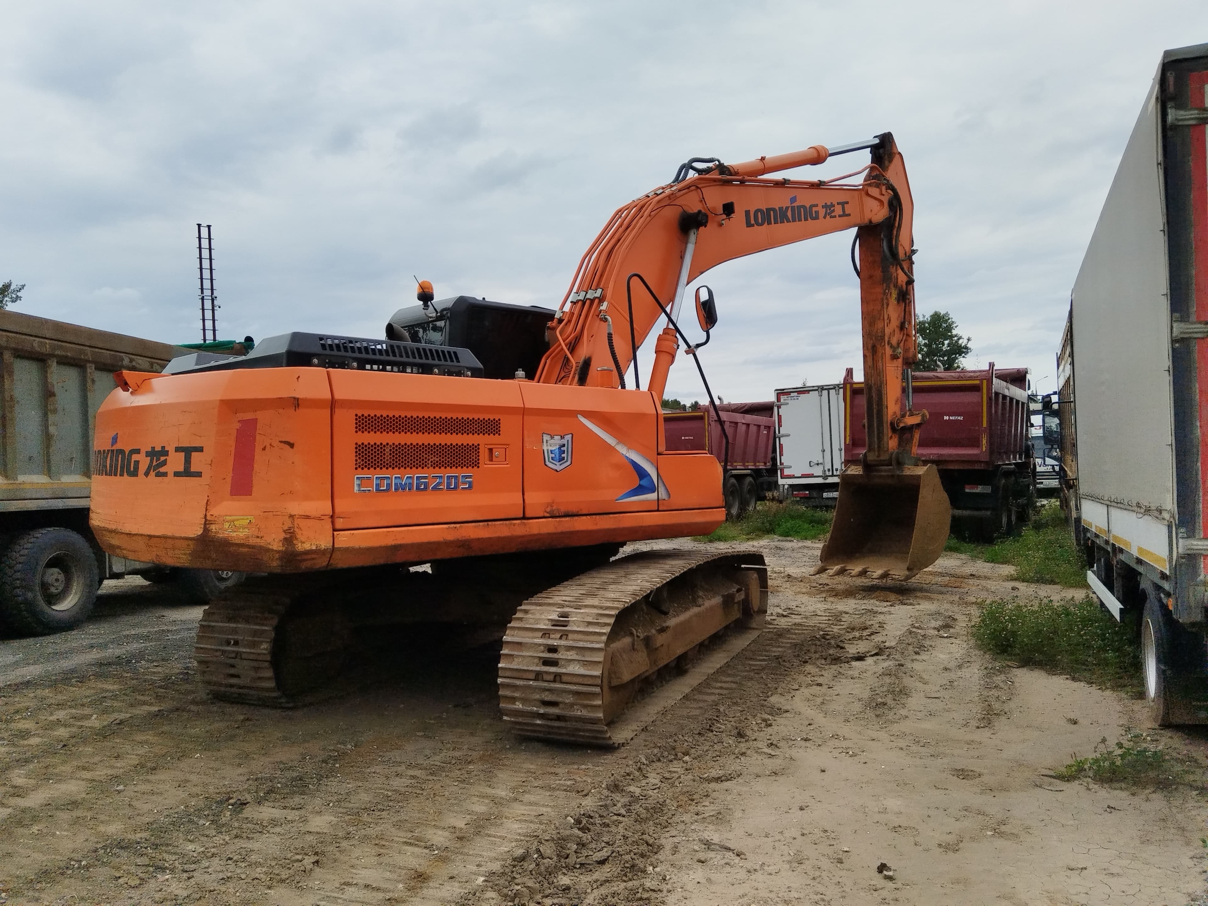 Lonking CDM6205 Экскаватор - 3