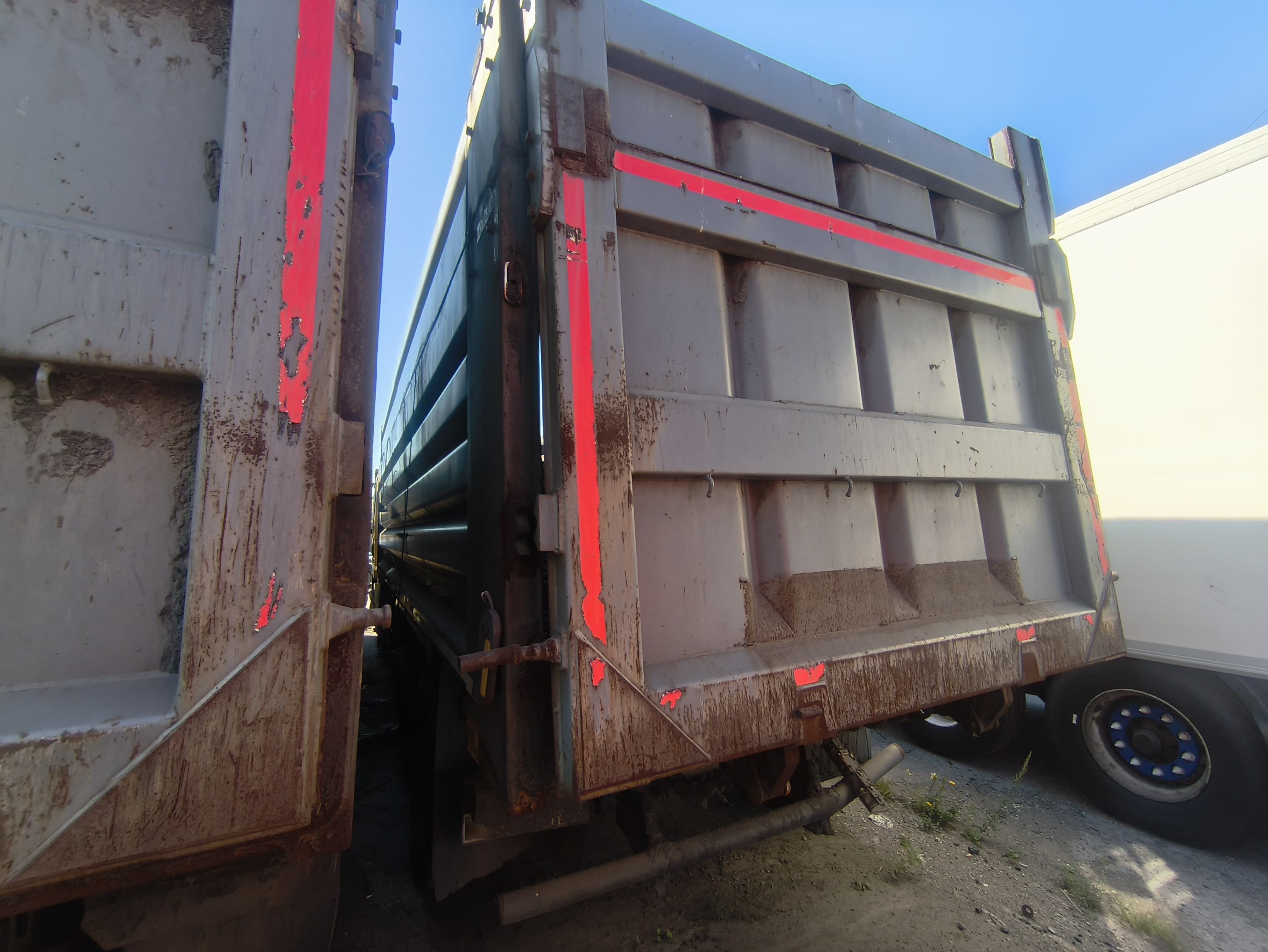 Shacman (Shaanxi) SX* 8x4 Самосвал - 4