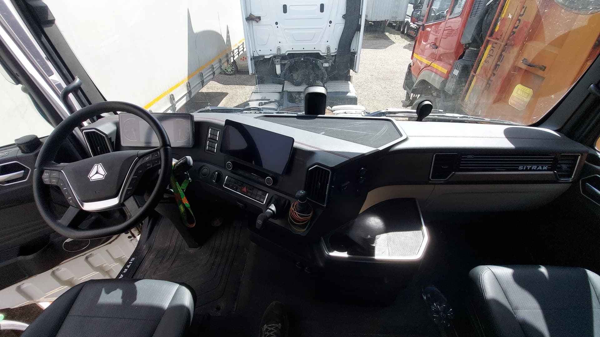 Sitrak C7H MAX 4x2 Седельный тягач - 5