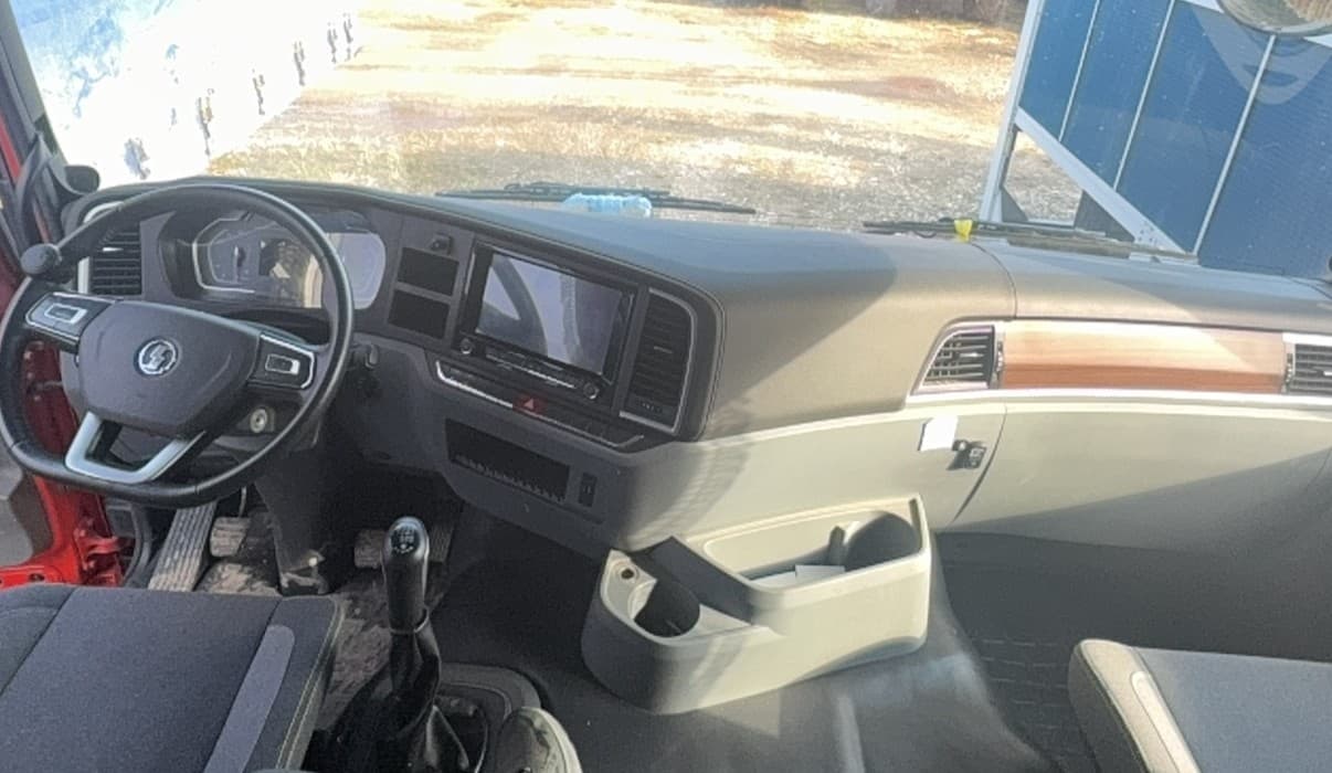 Наби SH* на шасси Shacman SX3258 6x4 Автоцистерна пищевая - 5
