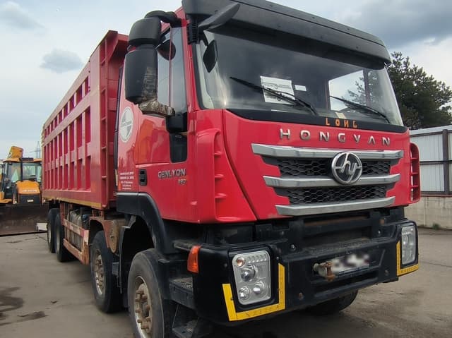 Hongyan CQ* 8x4 Самосвал - 2